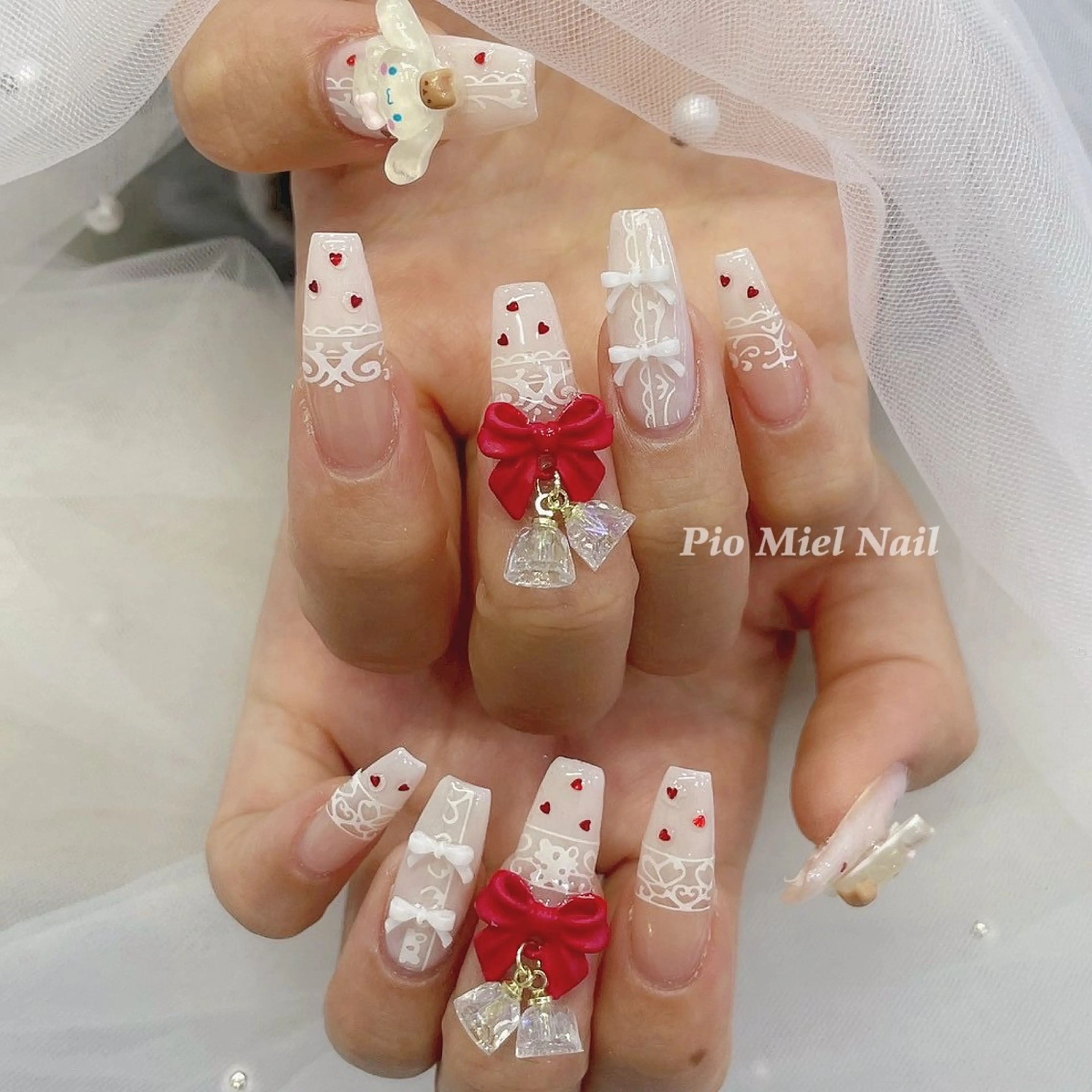 ネイル フレンチネイル 韓国ネイル マグネットネイル ニュアンスネイル ワンカラーネイル ハンドネイル Pio Mielのネイルデザイン
