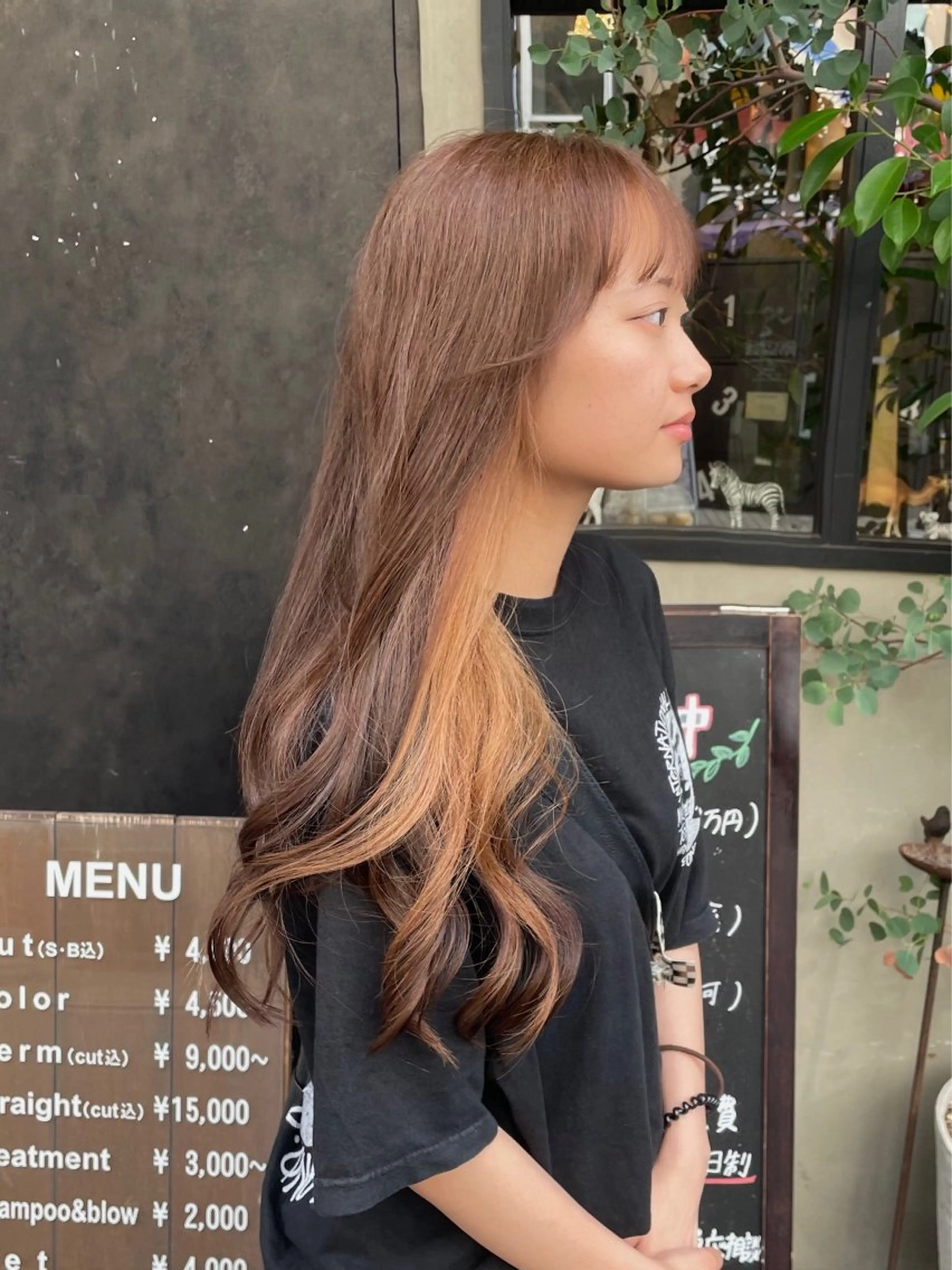 ロング カラー ベージュカラー オレンジ オレンジベージュ カット ヘアカラー トリートメント 竹内 春奈のヘアスタイル