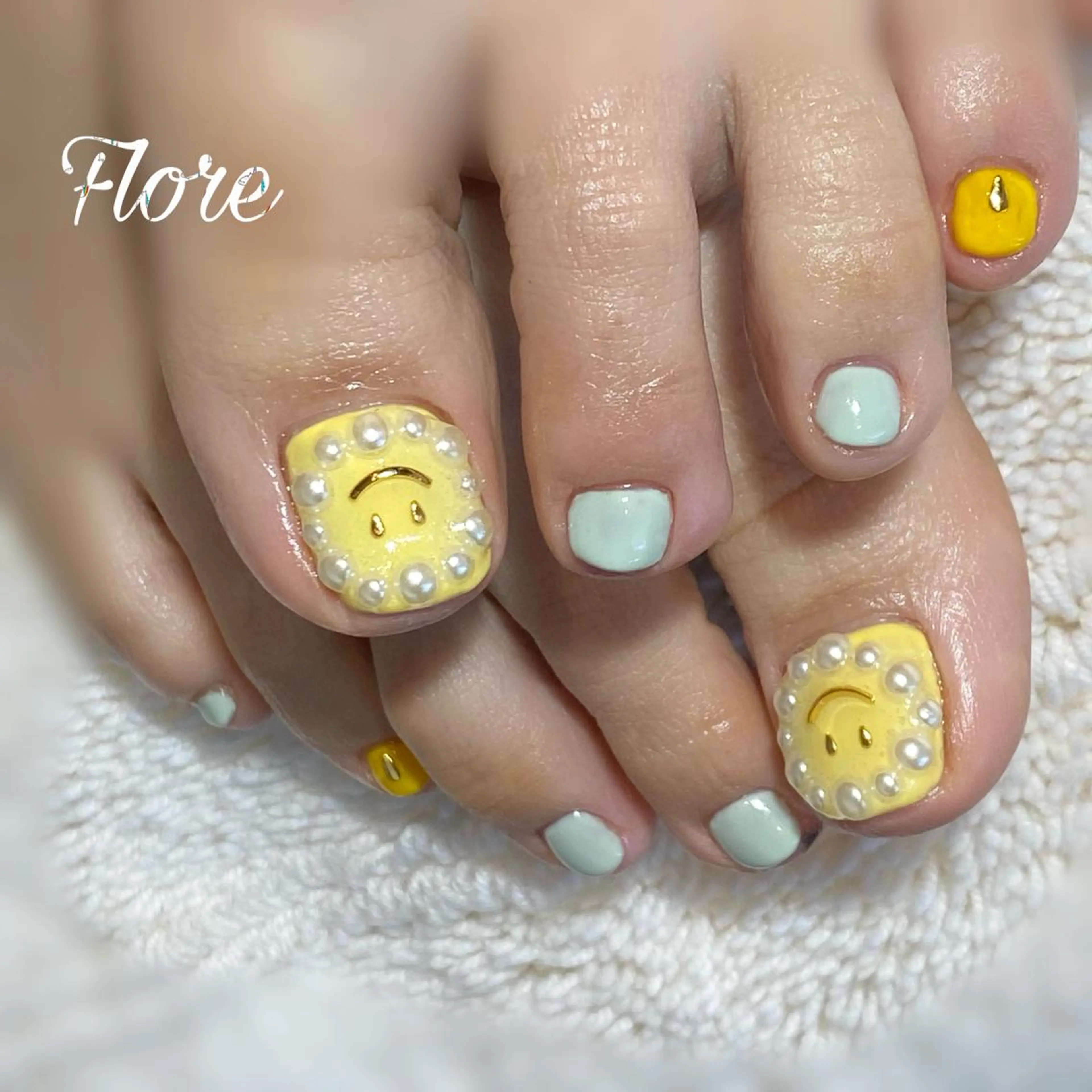 ネイル Flore (フロール)の眉毛・アイブロウイメージ