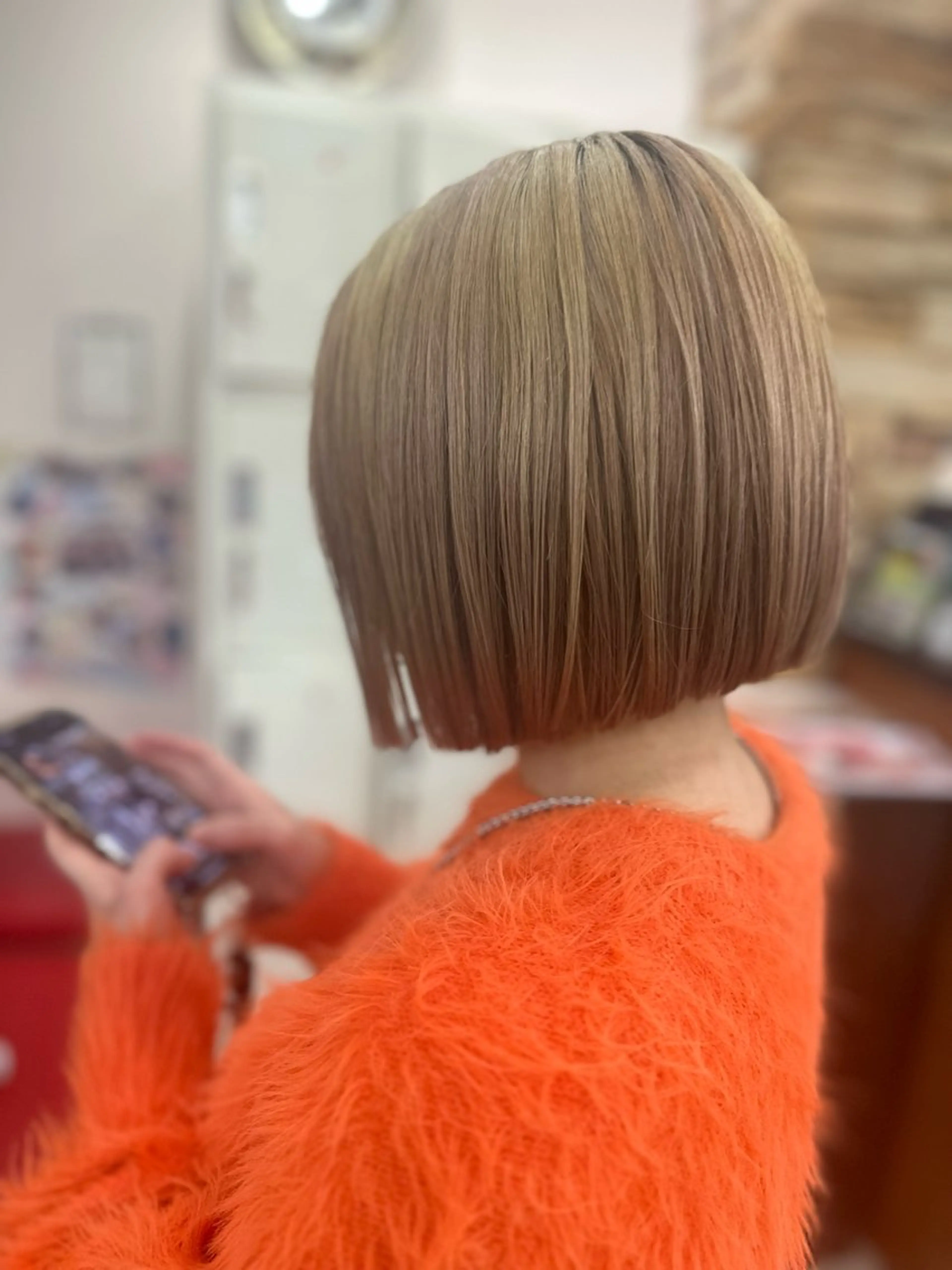 ミディアム 切りっぱなしボブ ボブ beauty salon MORIWAKI所属・新田 くるみのヘアスタイル