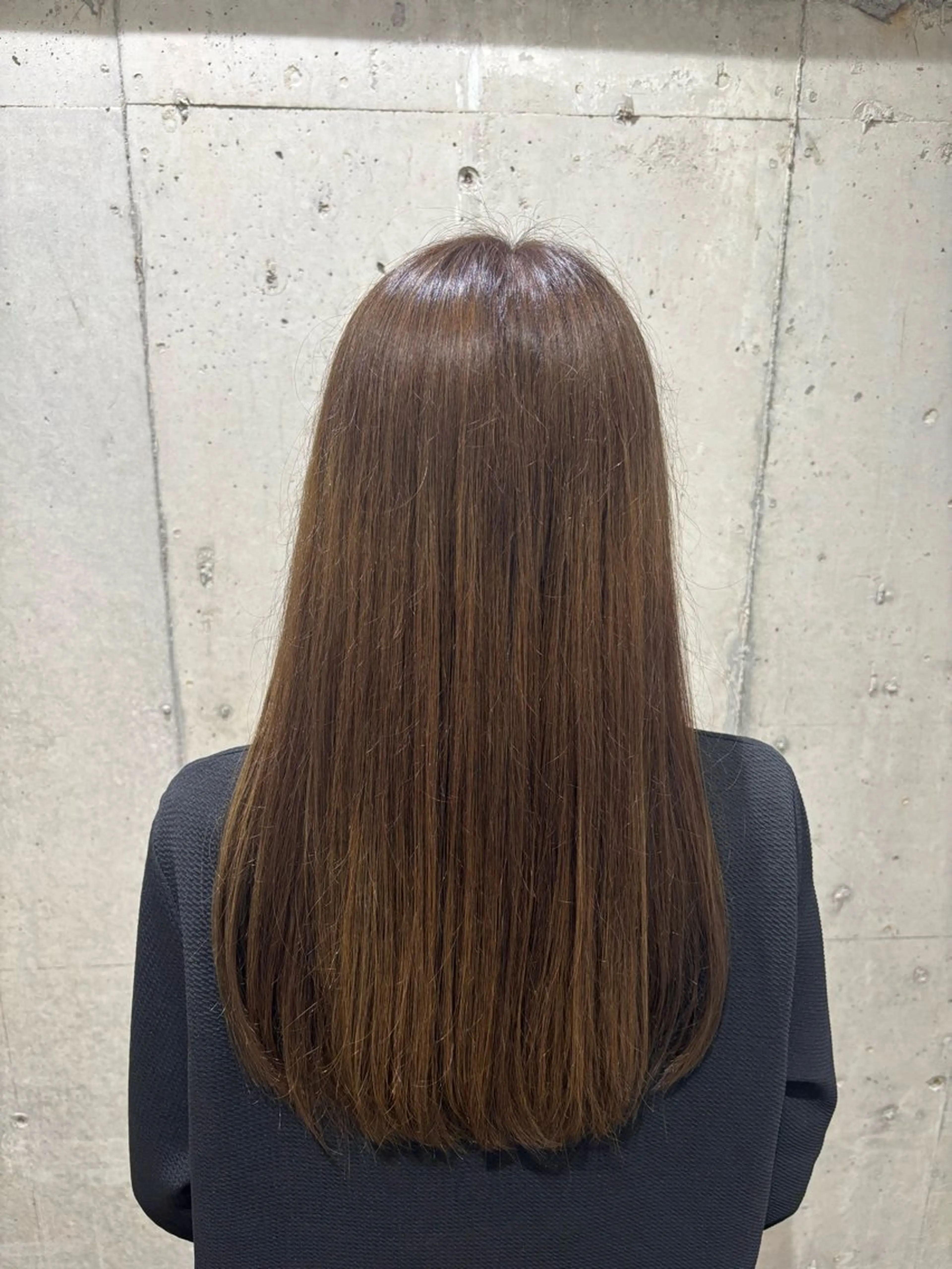 カラー ブラウンカラー オリーブブラウン Rim所属・塚本 結稀のヘアスタイル