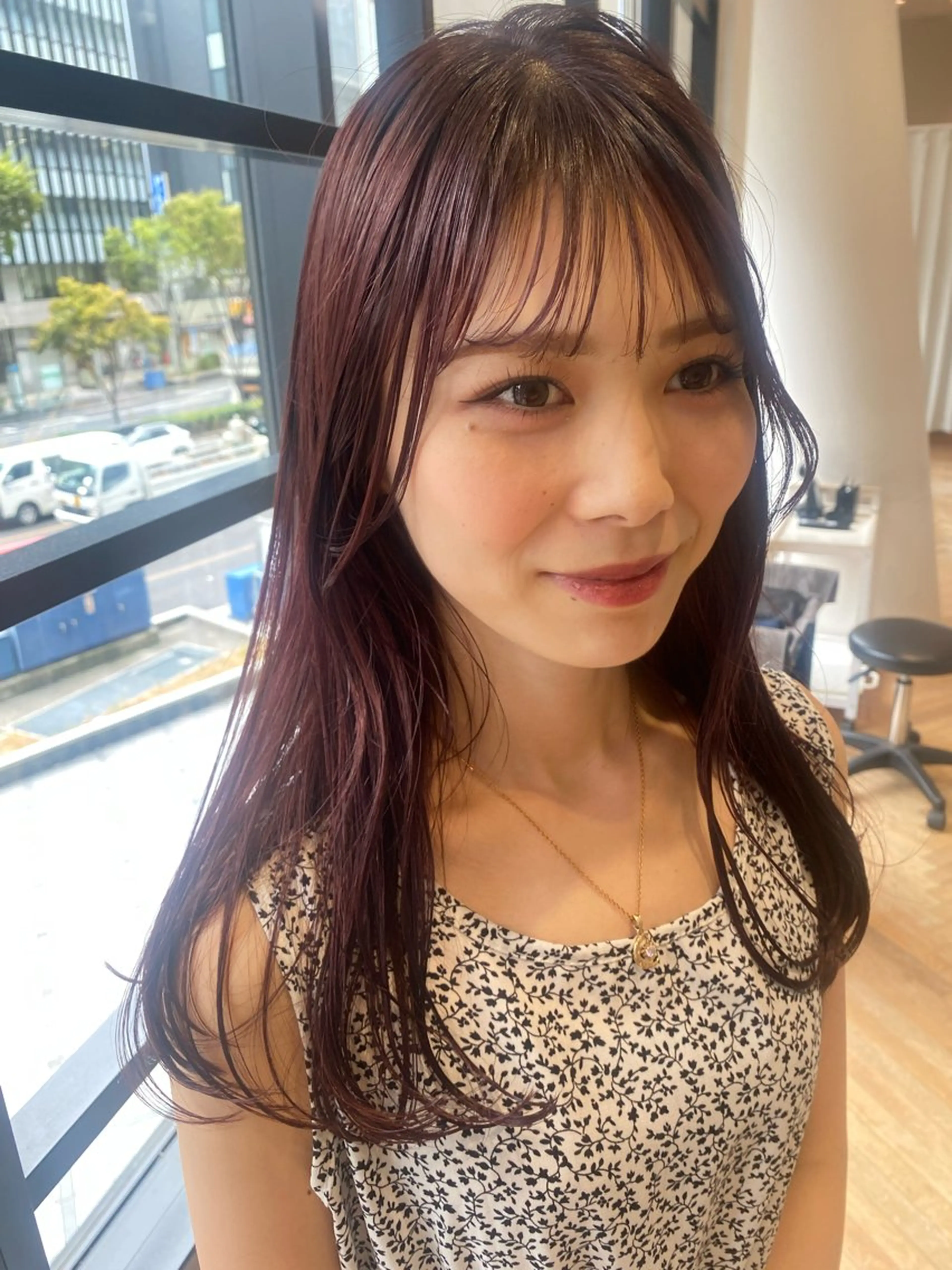 セミロング カラー ブリーチ ダブルカラー ブリーチなしカラー 増井 彩乃のヘアスタイル