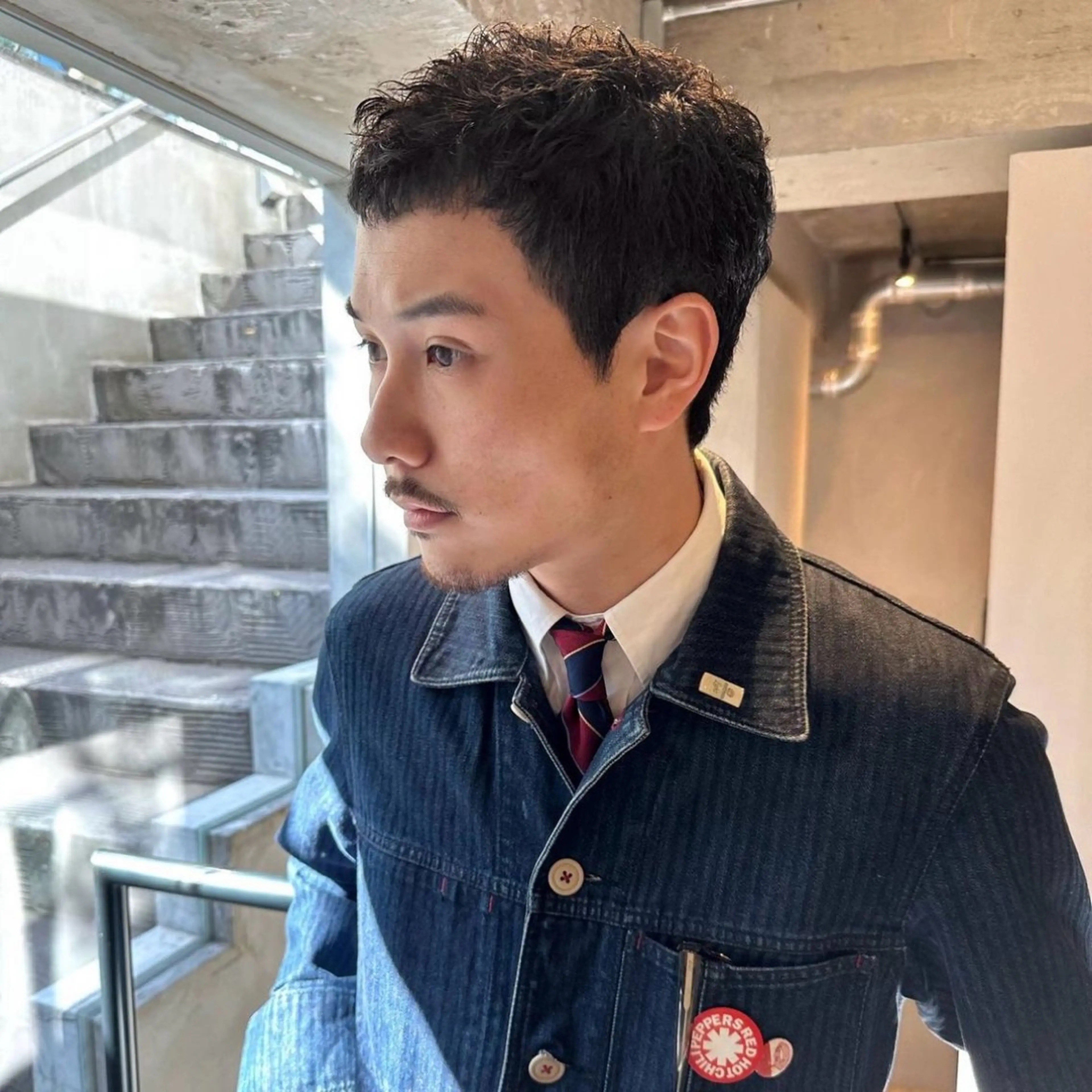 ショート 縮毛矯正、髪質改善 肘以上無料のヘアスタイル