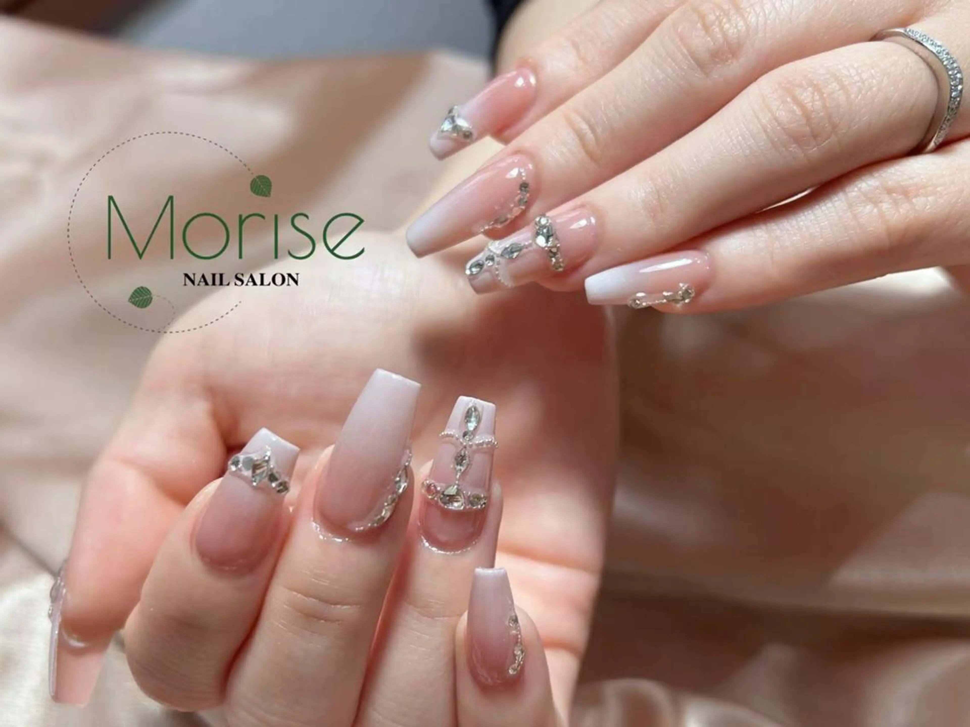 ネイル 長さ出し フレンチネイル ジェルネイル マグネットネイル ミラーネイル ハンドネイル ハンドケア Morise BOBOのネイルデザイン