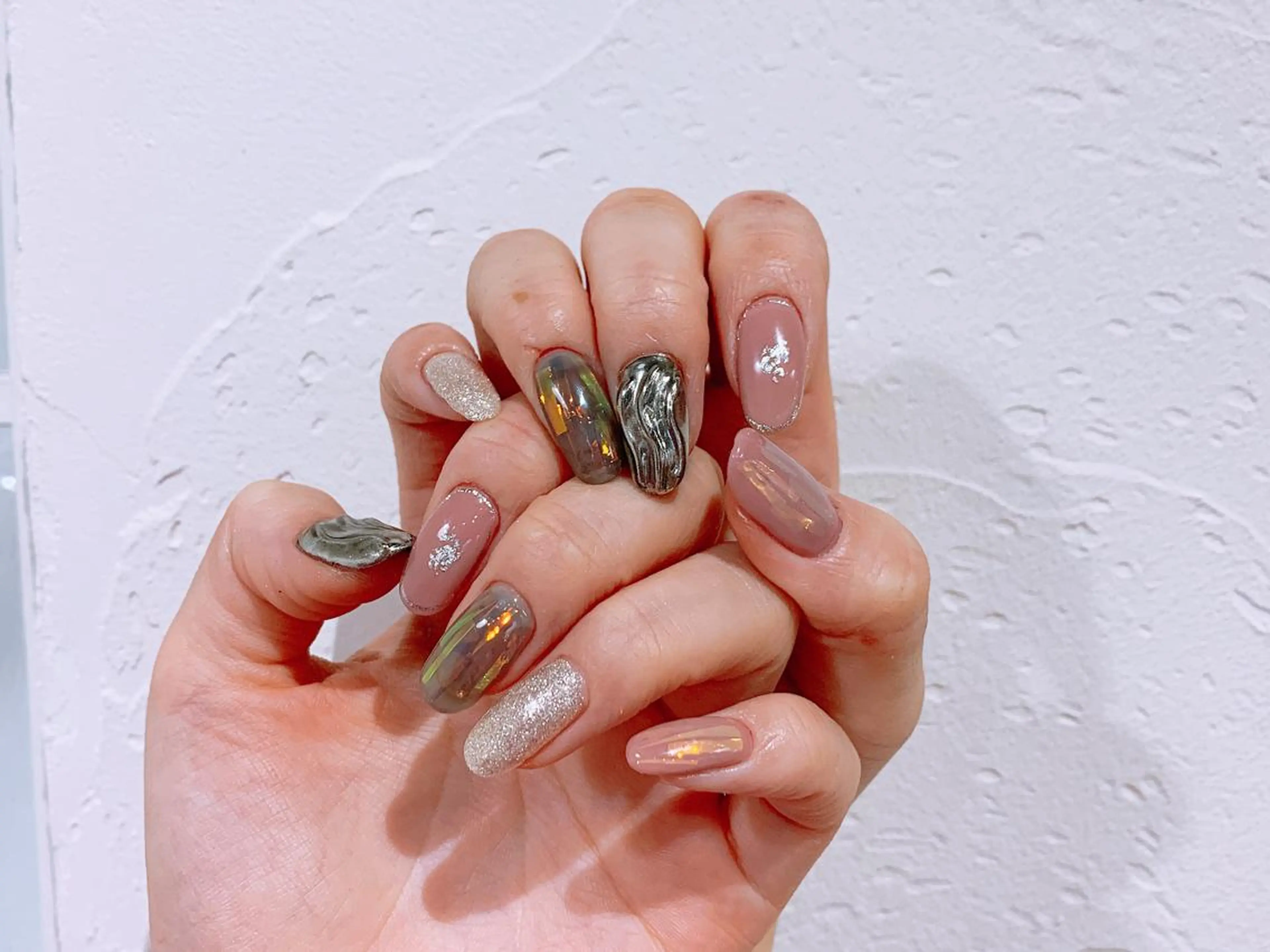 ネイル 持ち込み THECOLORS所属・近貞 莉奈のネイルデザイン