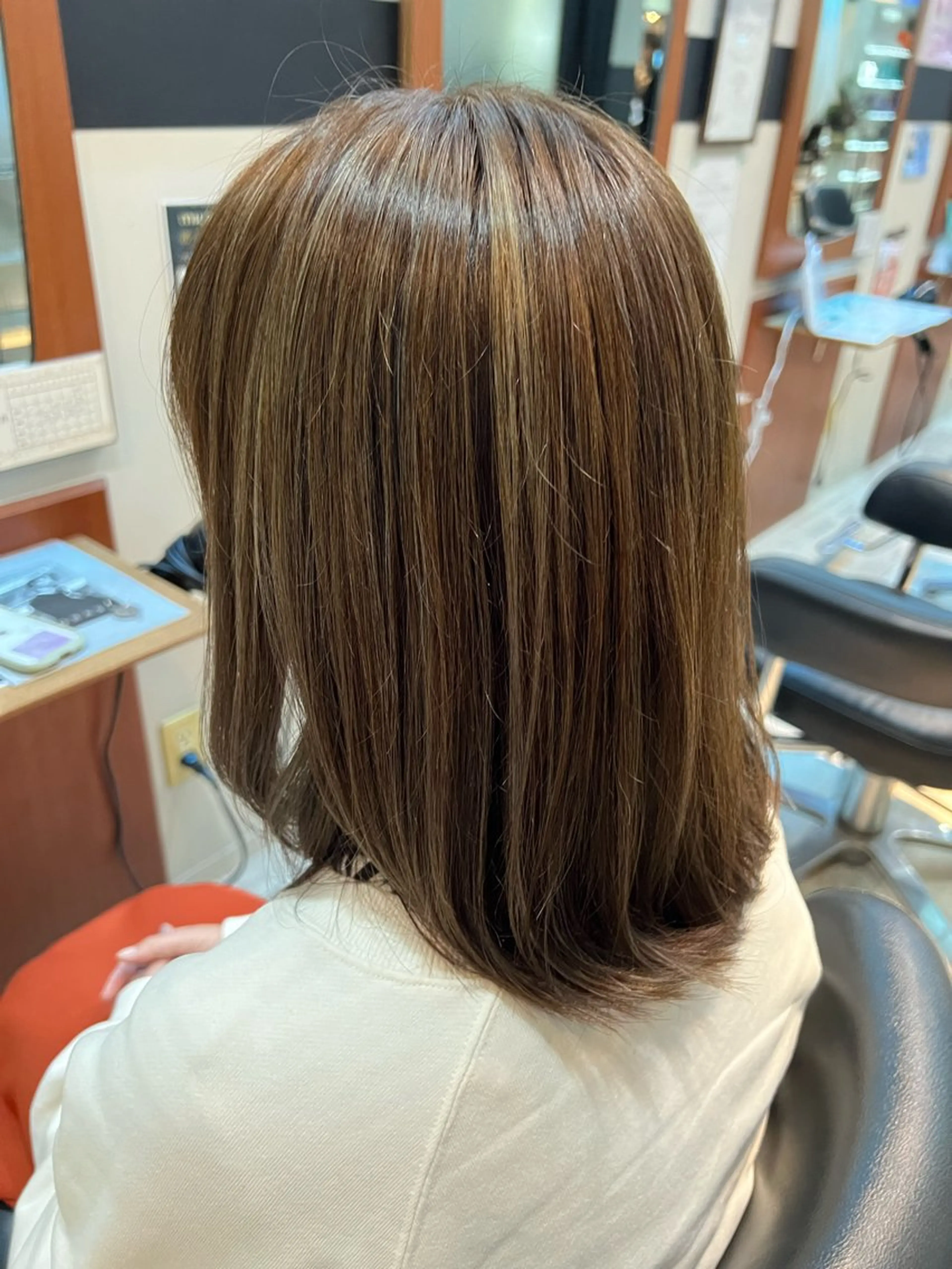 カラー 村尾 麗奈のヘアスタイル