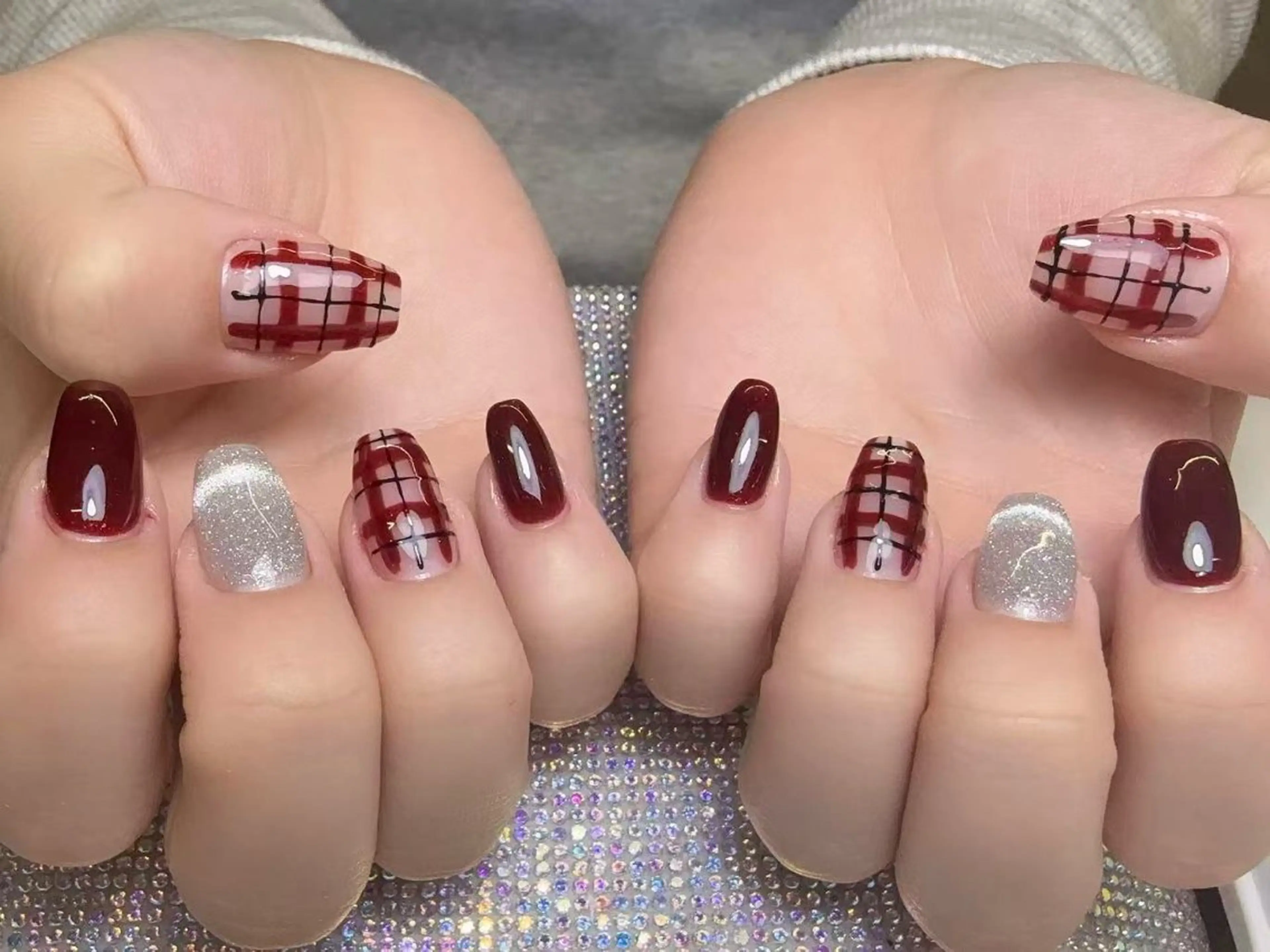 ネイル ハンドネイル J&C Nail Salon吉祥寺所属・YU KIのネイルデザイン