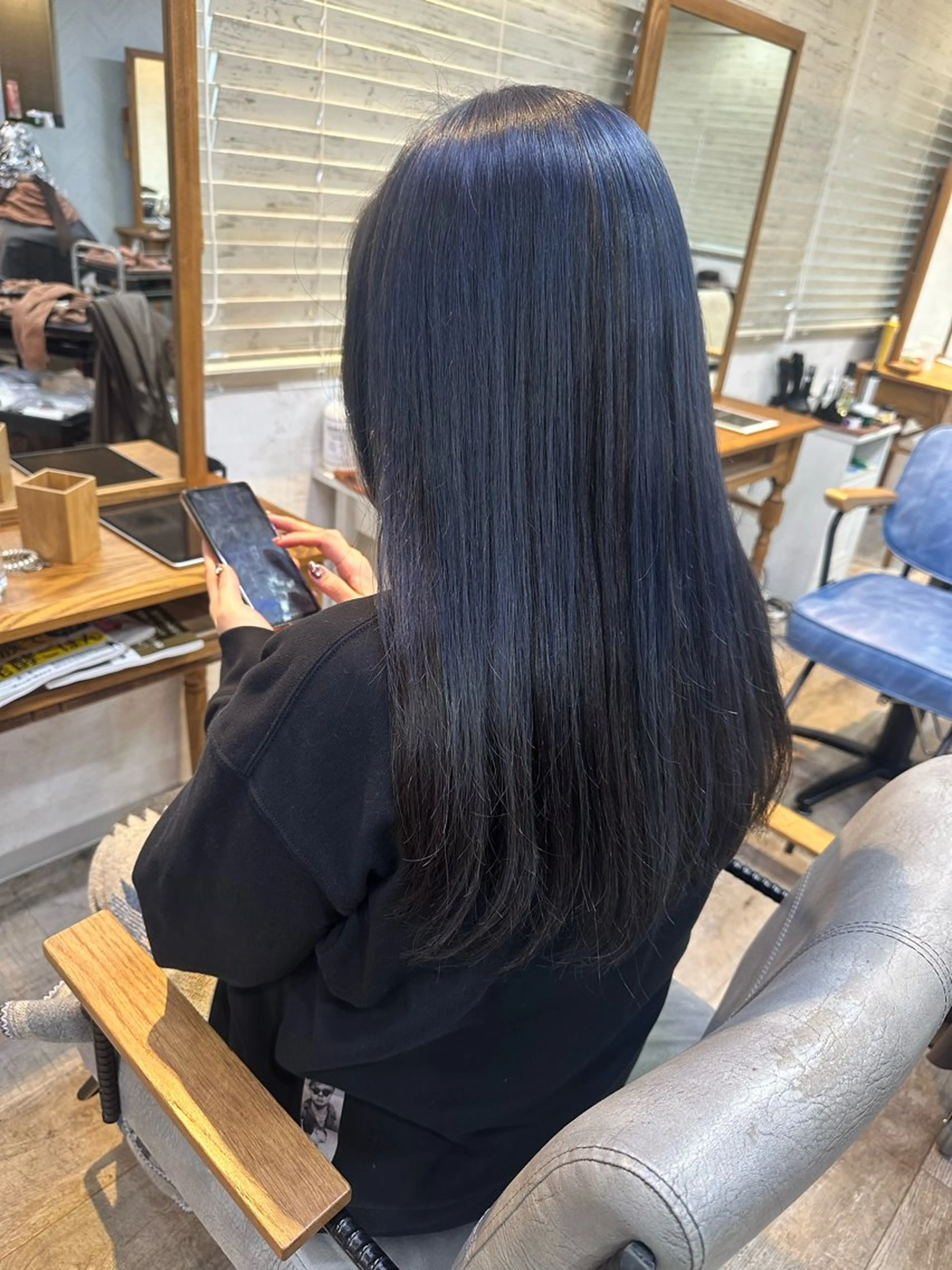 ロング カラー ブルーカラー ブルーラベンダー ラベンダーカラー ツートーンカラー ヘアカラー 2nd所属・🤍2nd🤍田所 美希のヘアスタイル