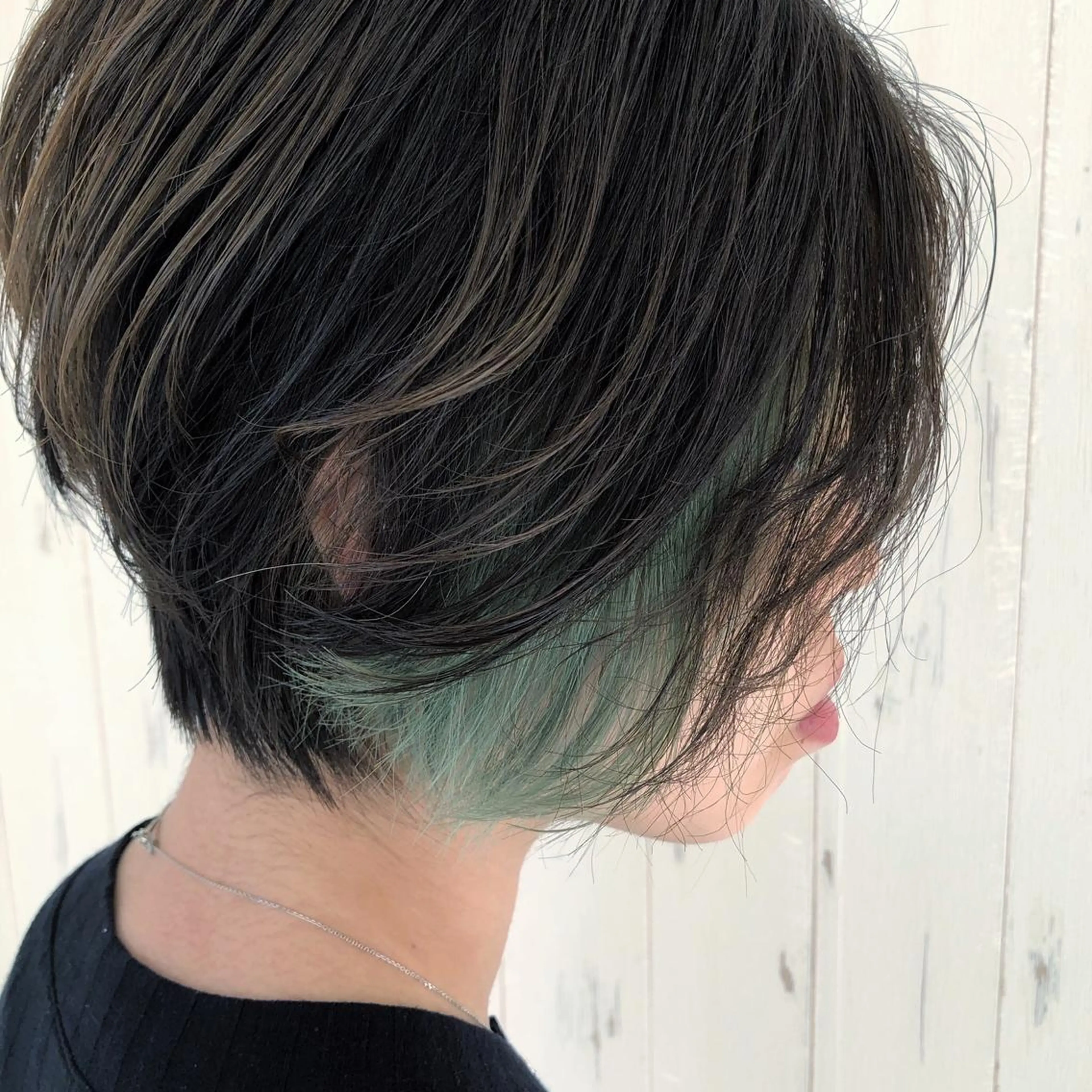 ショート カラー ブリーチ ボブ/透明感カラー 🤍永田真穂のヘアスタイル