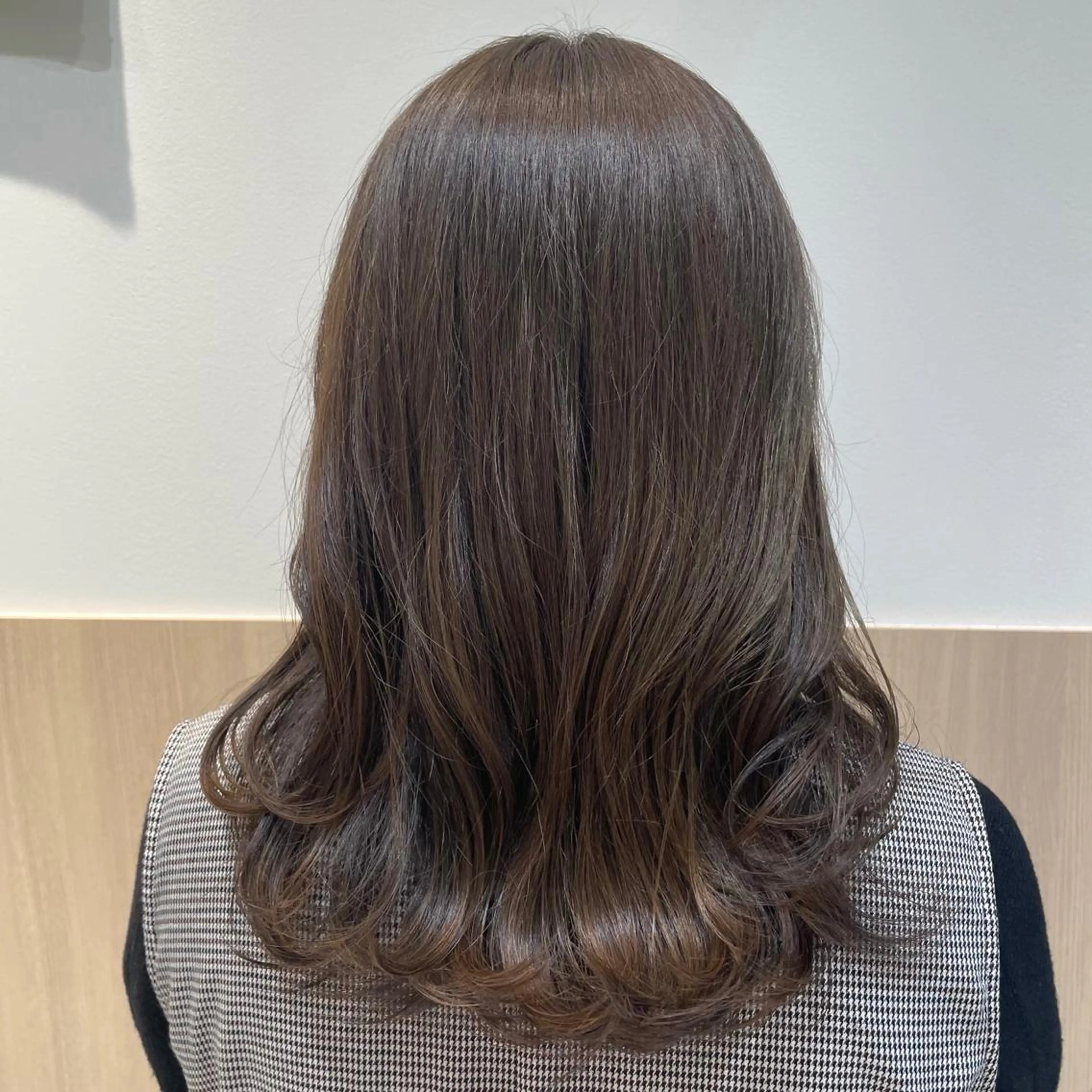 セミロング 💗モデルカット 募集中のヘアスタイル