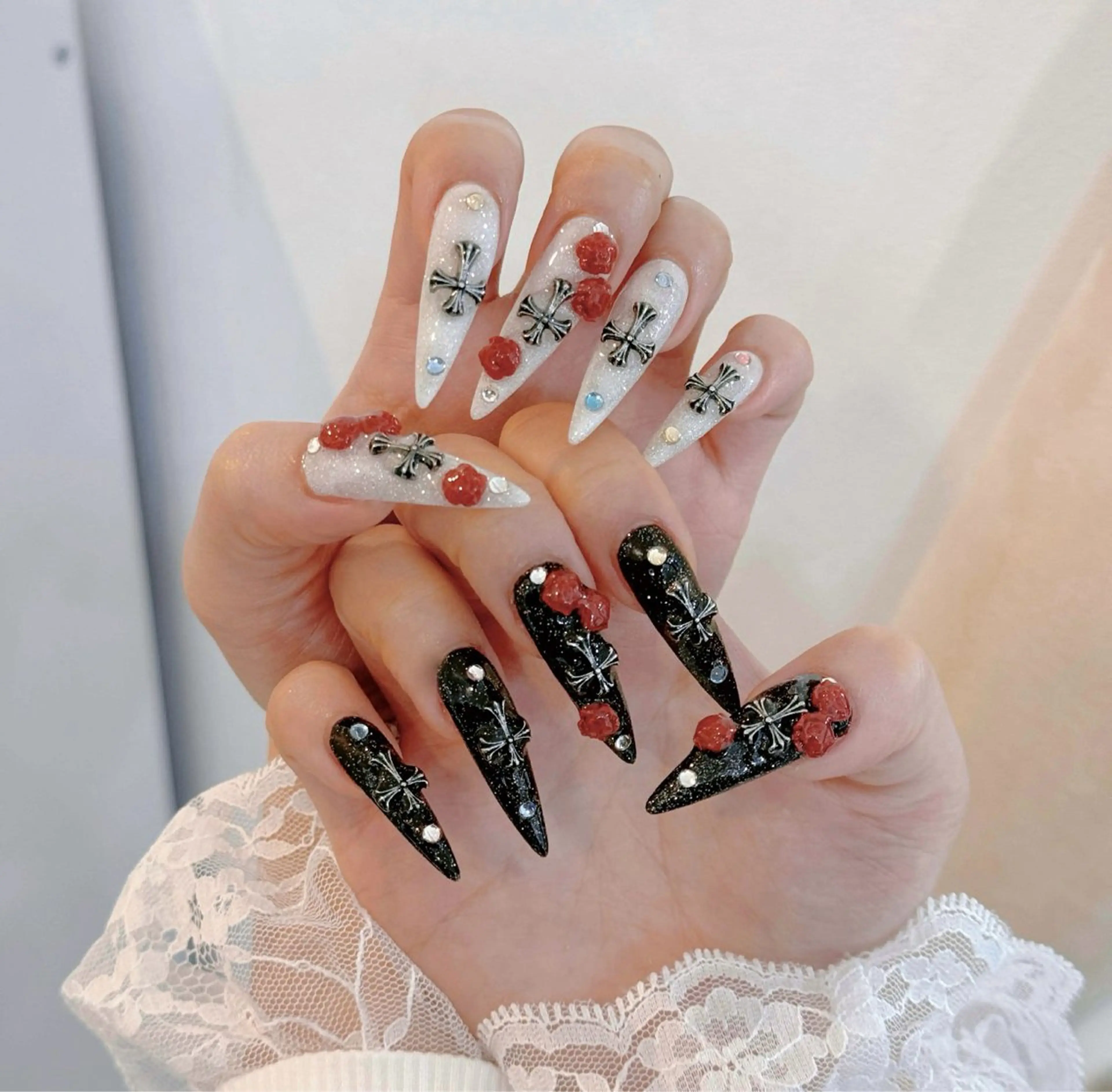 ネイル 長さ出し フレンチネイル 韓国ネイル レース マグネットネイル ハンドネイル 波 なみのネイルデザイン