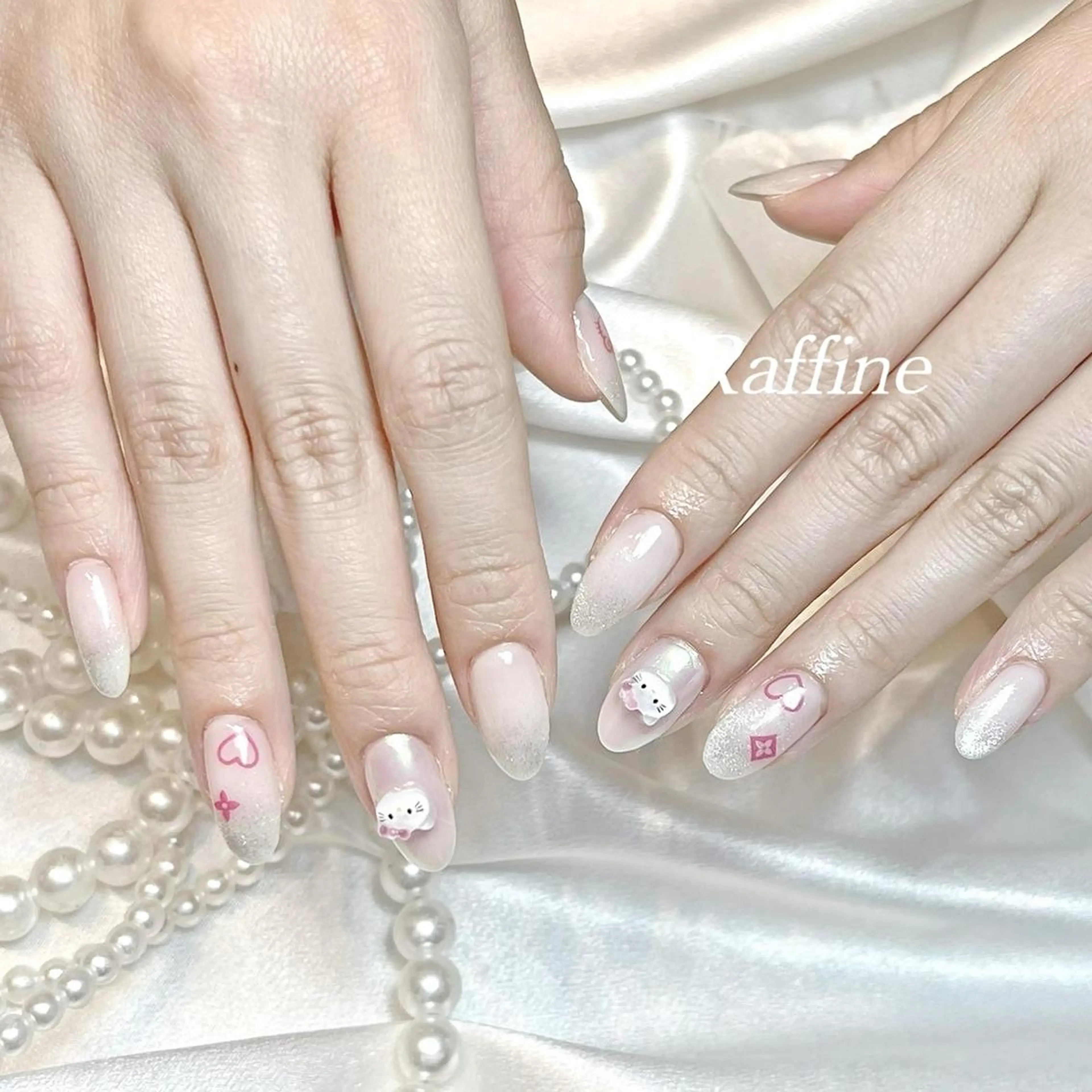 ネイル RAFFINE 月🦋🩵のネイルデザイン