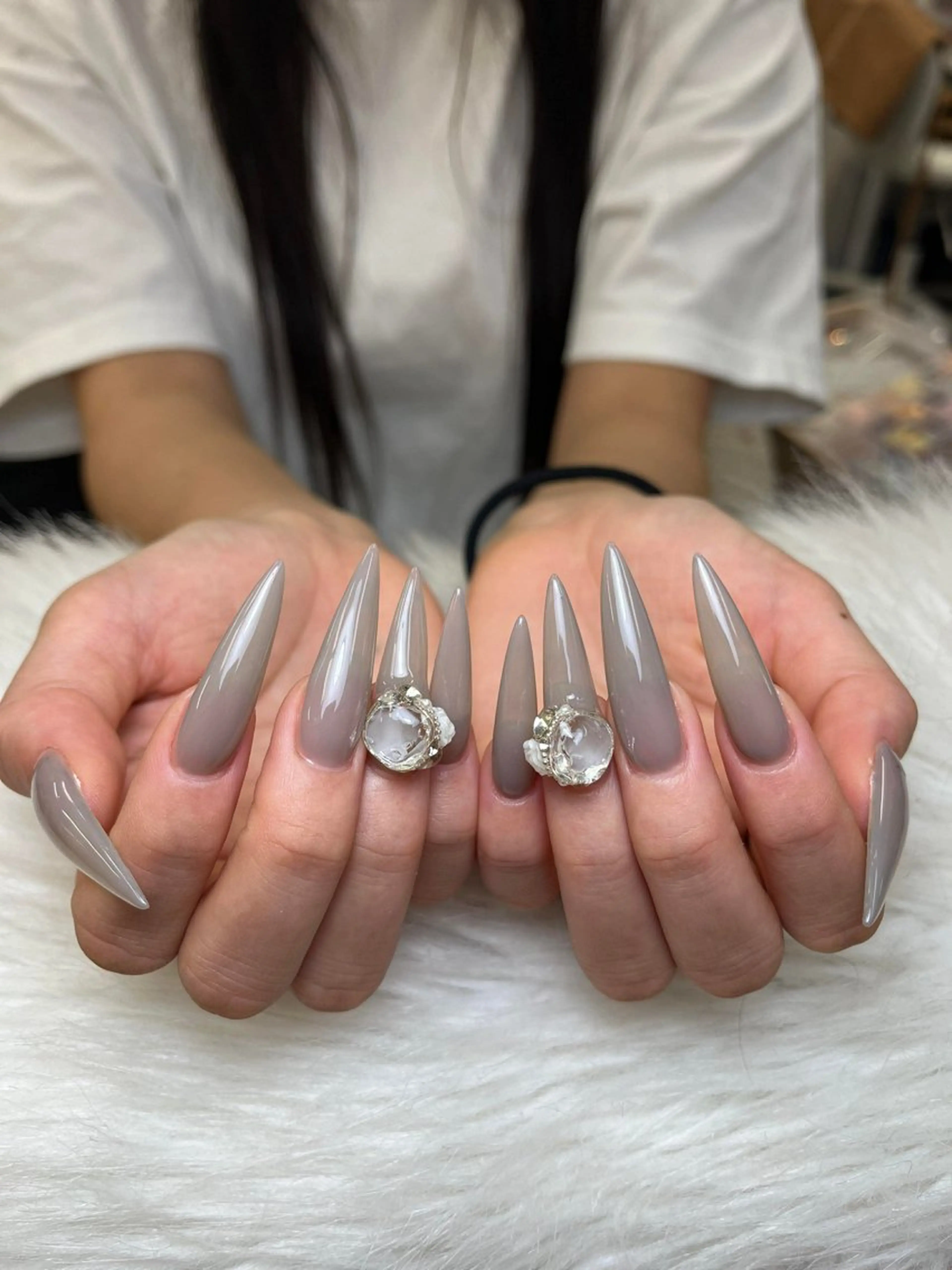 ネイル アートネイル 成人式 ジェルネイル ニュアンスネイル 夏ネイル ハンドネイル NIE MoMoのネイルデザイン