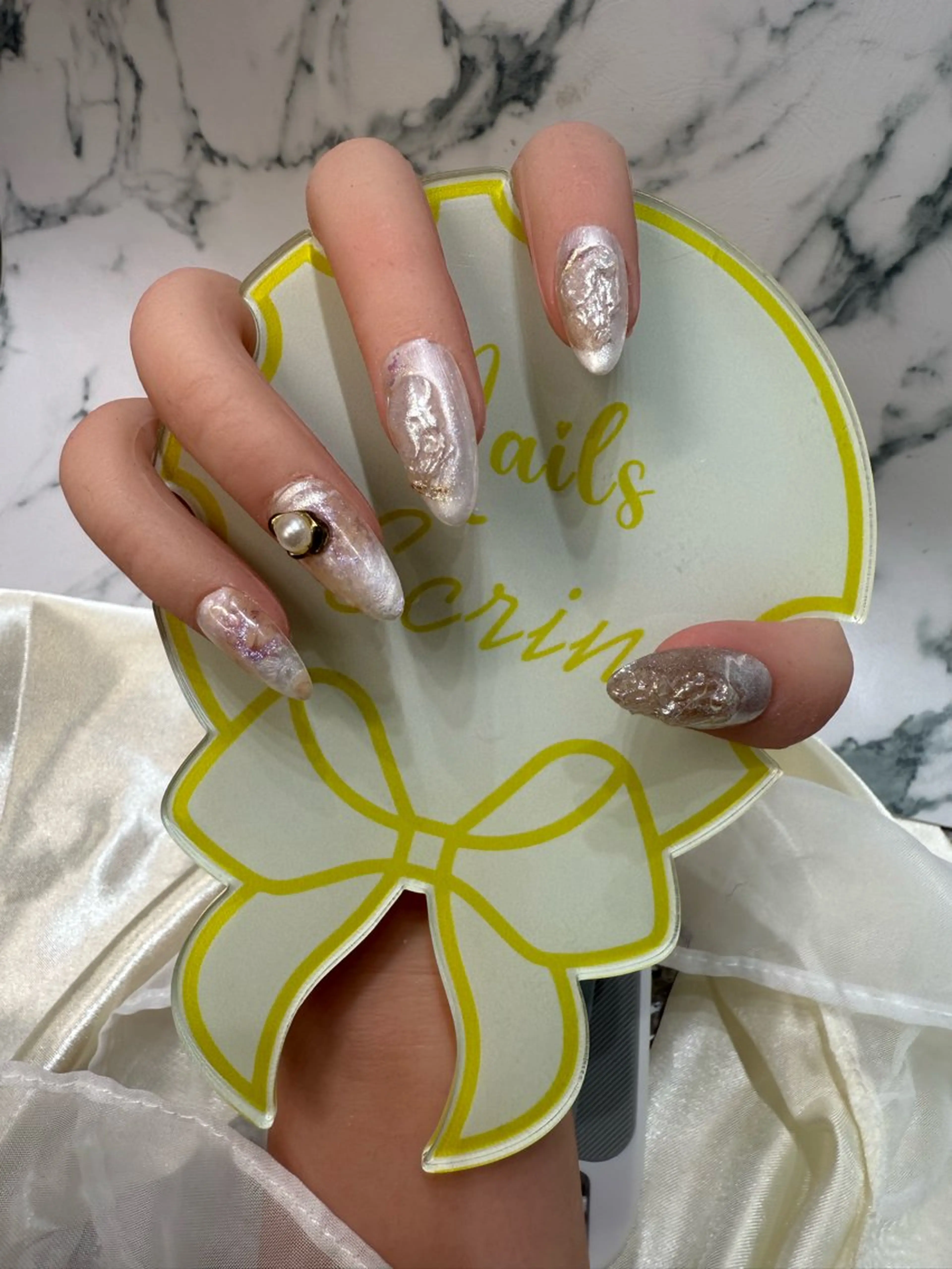 ネイル NailSalon✨ Écrinエクランのネイルデザイン
