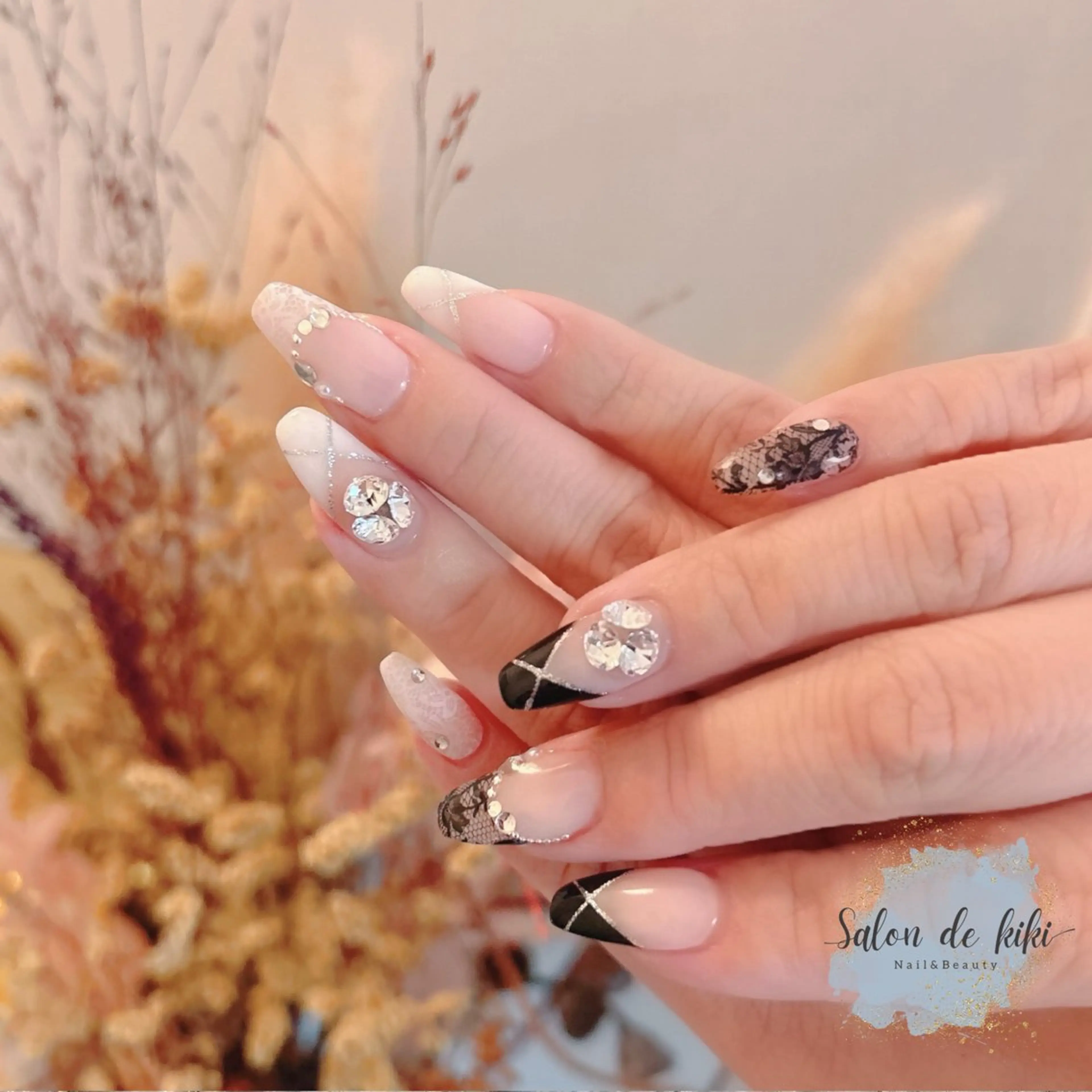 ﾘｯﾁｱｰﾄｺｰｽ🤍アートやり放題✨持込みOK🤍オフ込み（3Dｱｰﾄ、Vカット&特殊パーツ別料金)の写真