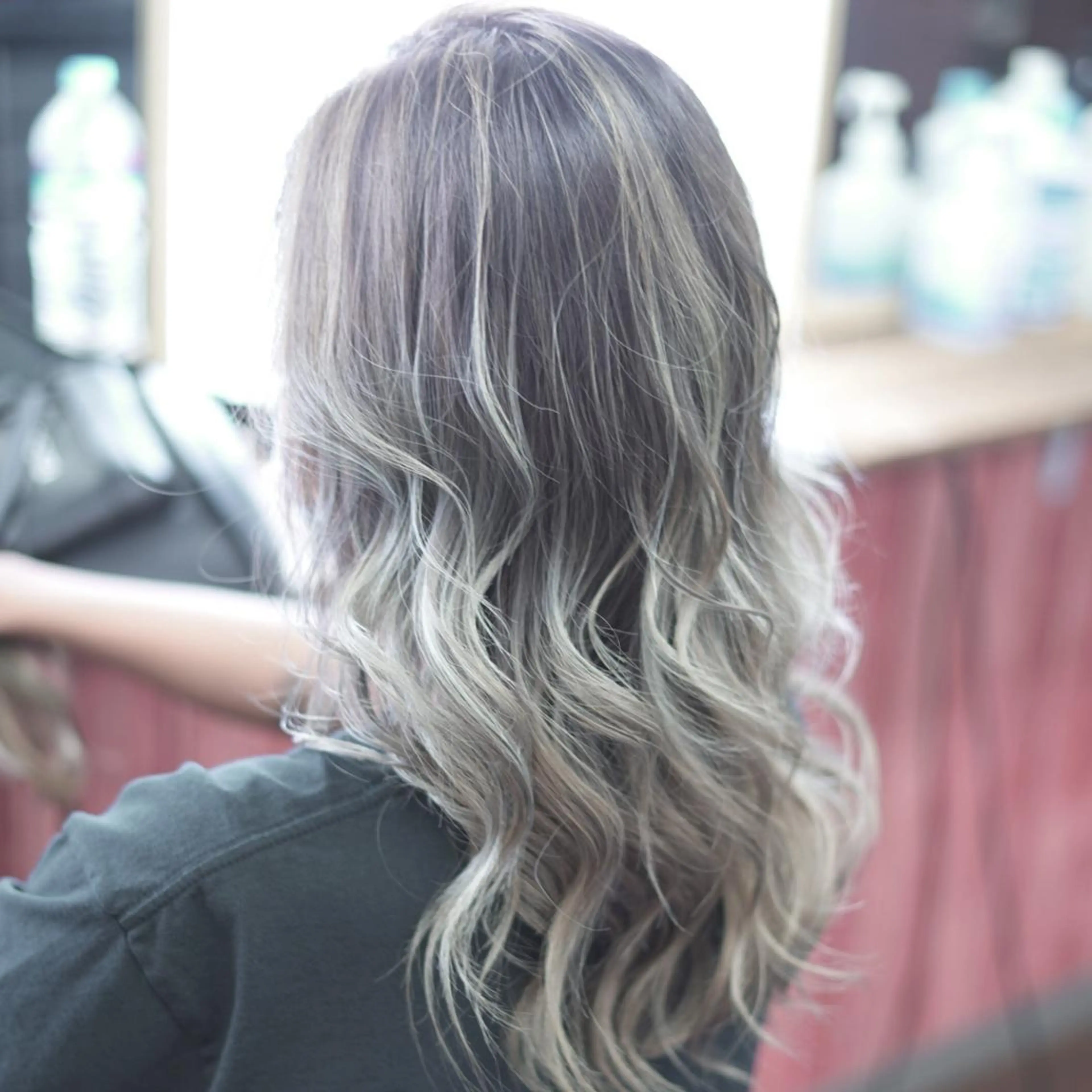 セミロング カラー ヘアカラー トリートメント Crystal 船橋のヘアスタイル