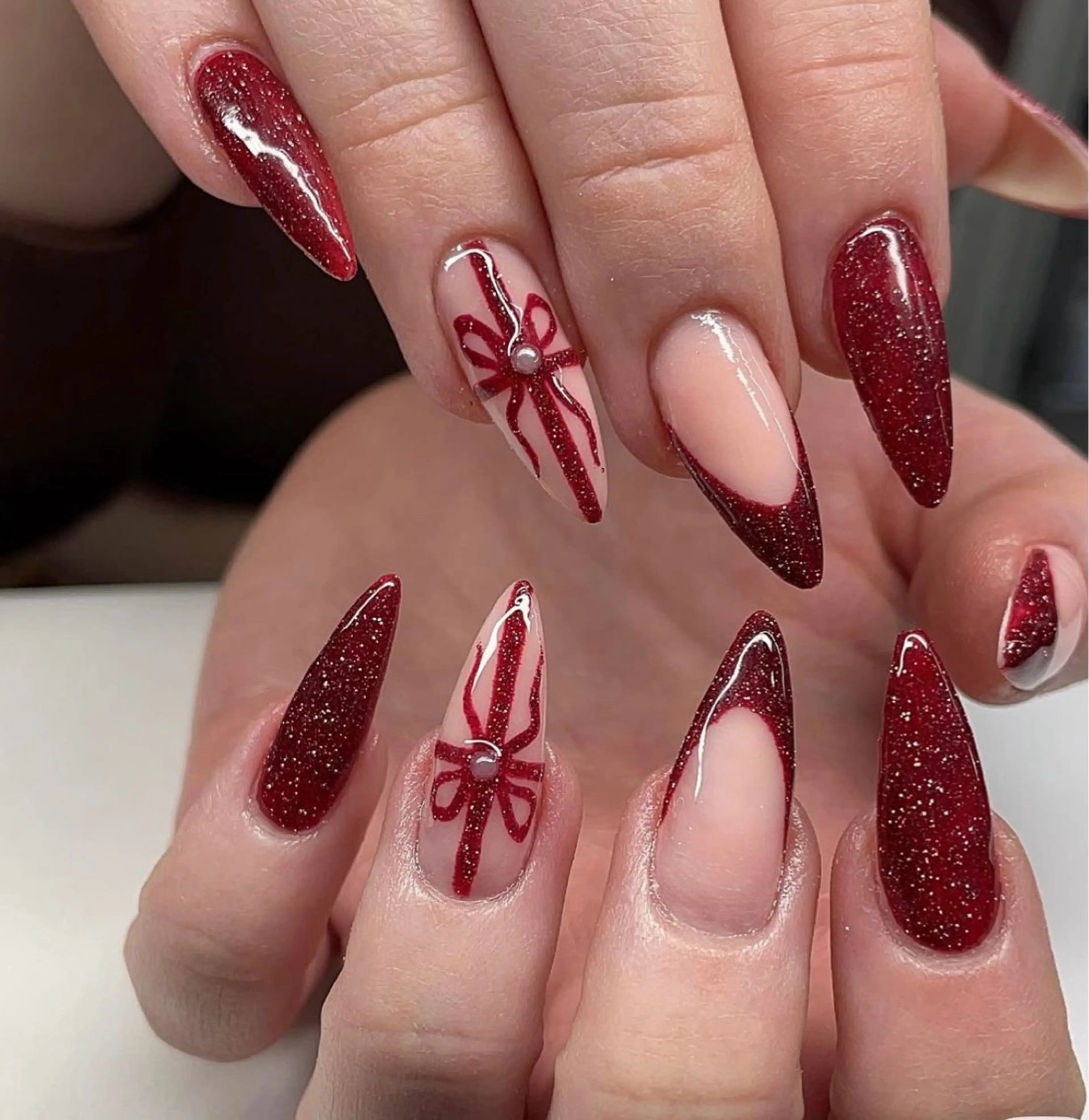 ネイル チークネイル フットネイル グラデーション 韓国ネイル 持ち込み ハンドネイル フットネイル ハンドケア YURI Nail Narita所属・YURI Nail NARITAのネイルデザイン