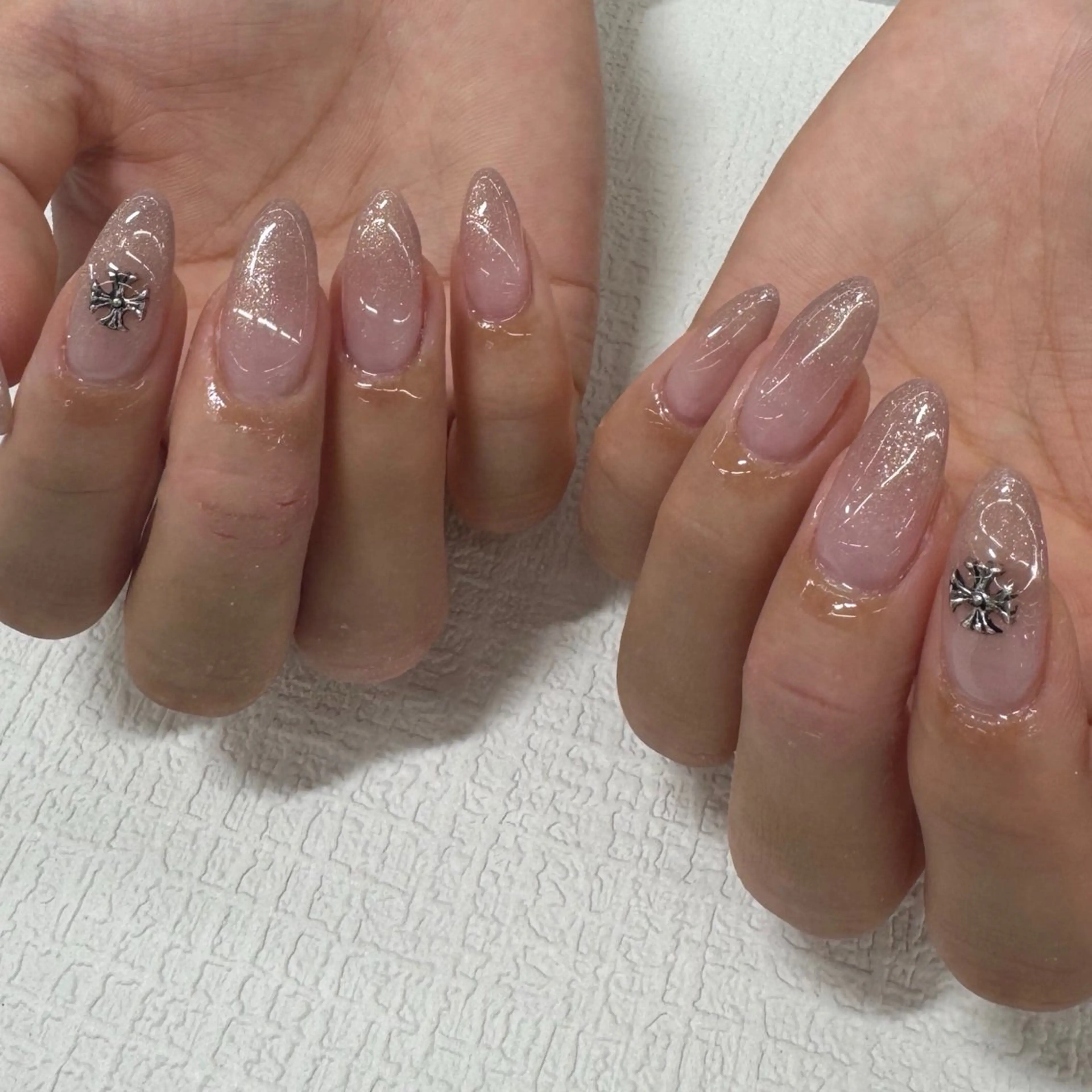 ネイル フレンチネイル シンプルネイル ハンドネイル 【MAXKELLY】 Shiotaのネイルデザイン