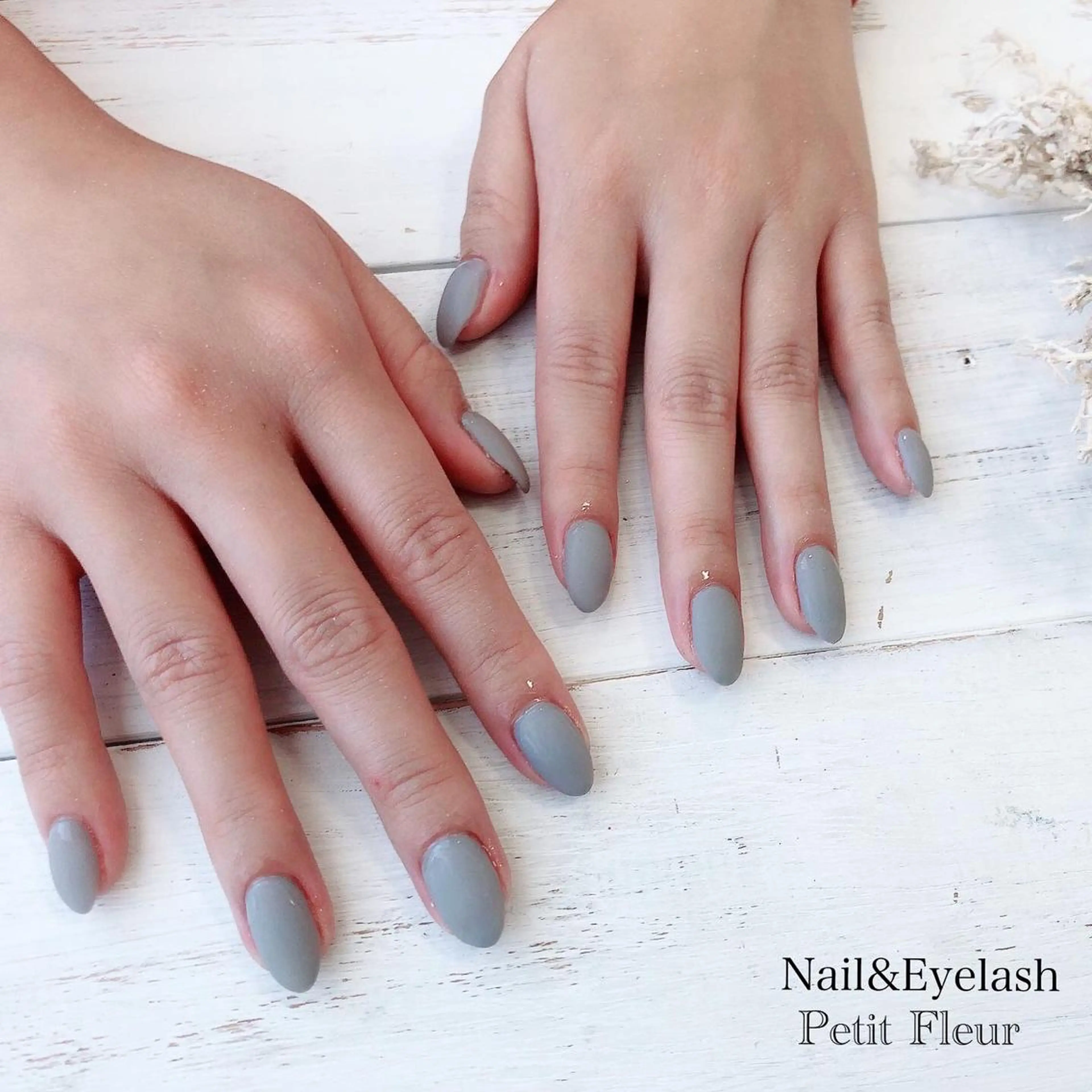 ネイル Petit Fleur所属・青柳 亜梨奈のマツエク・マツパデザイン