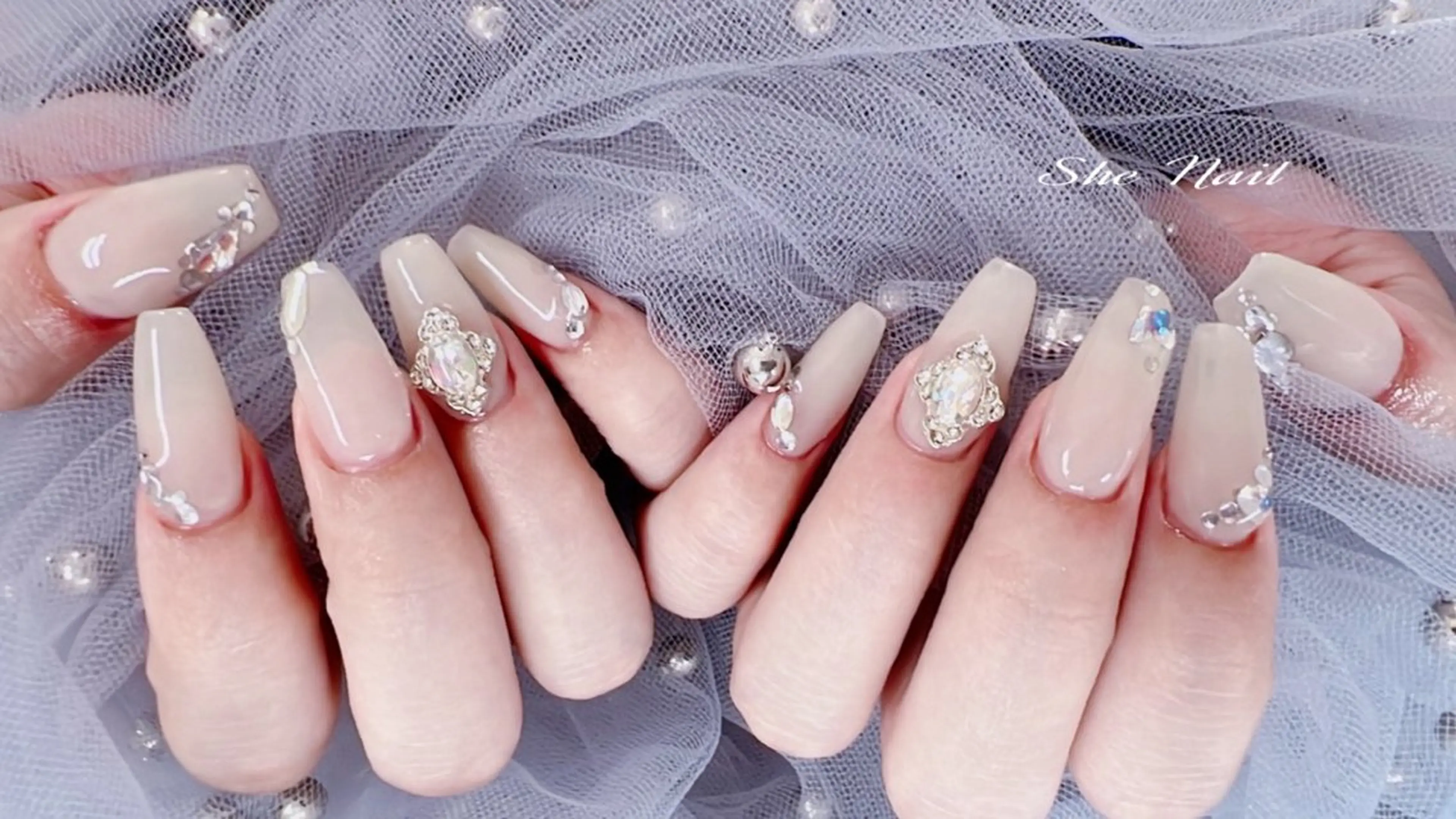 ネイル チークネイル フレンチネイル 持ち込み ワンカラーネイル シンプルネイル She   Nail所属・ISA_ BELLAのネイルデザイン