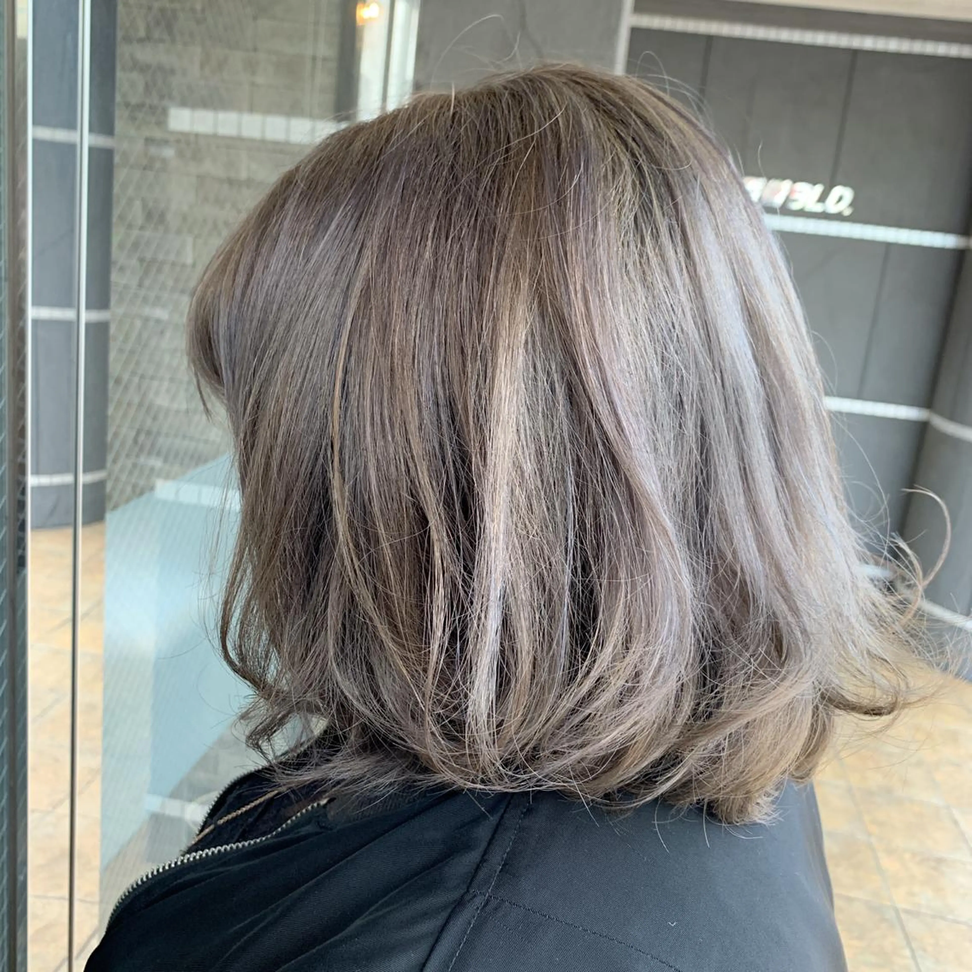 ショート カラー HairDesign Azurのヘアスタイル