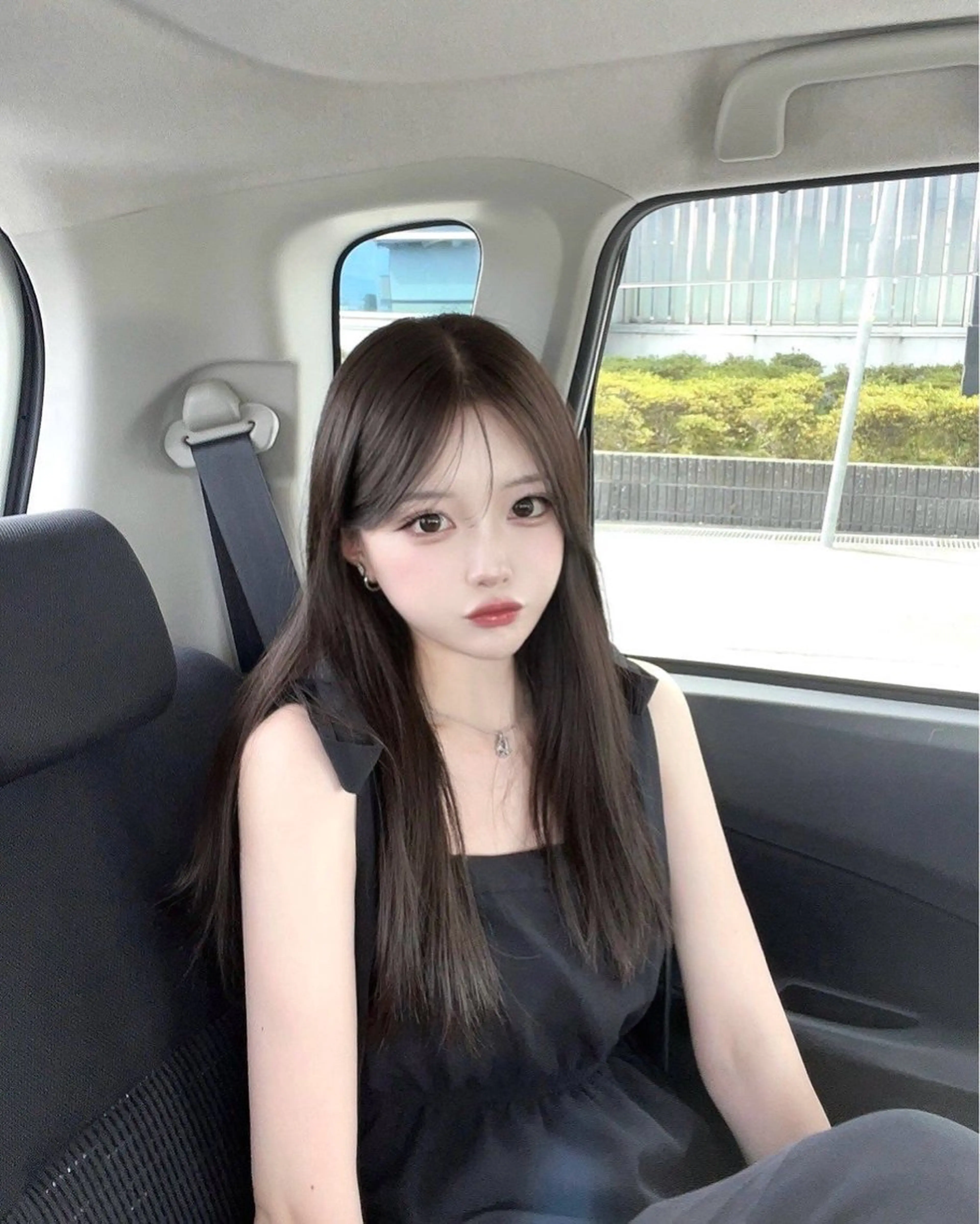 カラー カット ヘアカラー 韓国風暗髪ヘア🤍 🫧MIREIのヘアスタイル