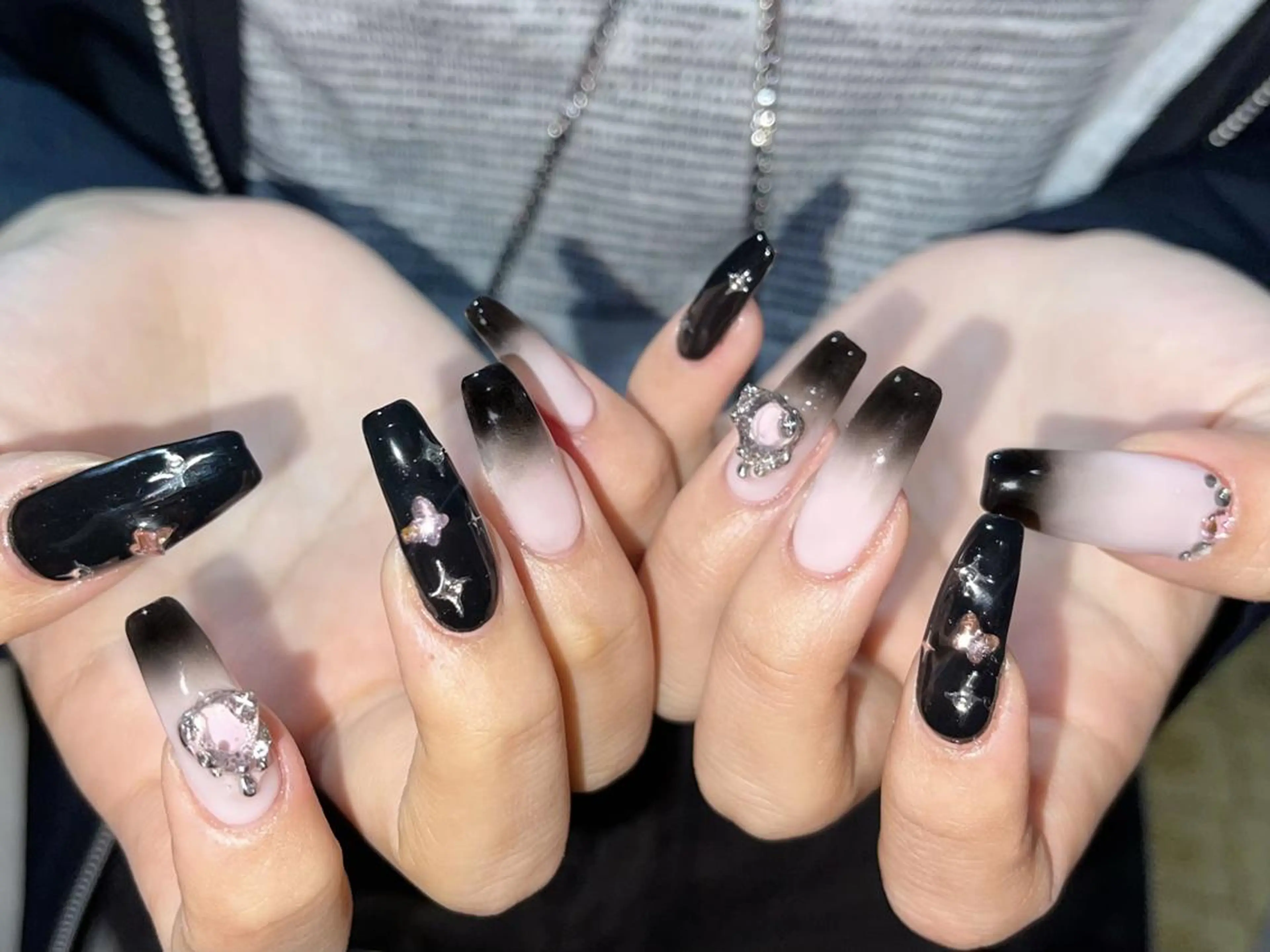 ネイル 🦋y y Nail 🤍のネイルデザイン