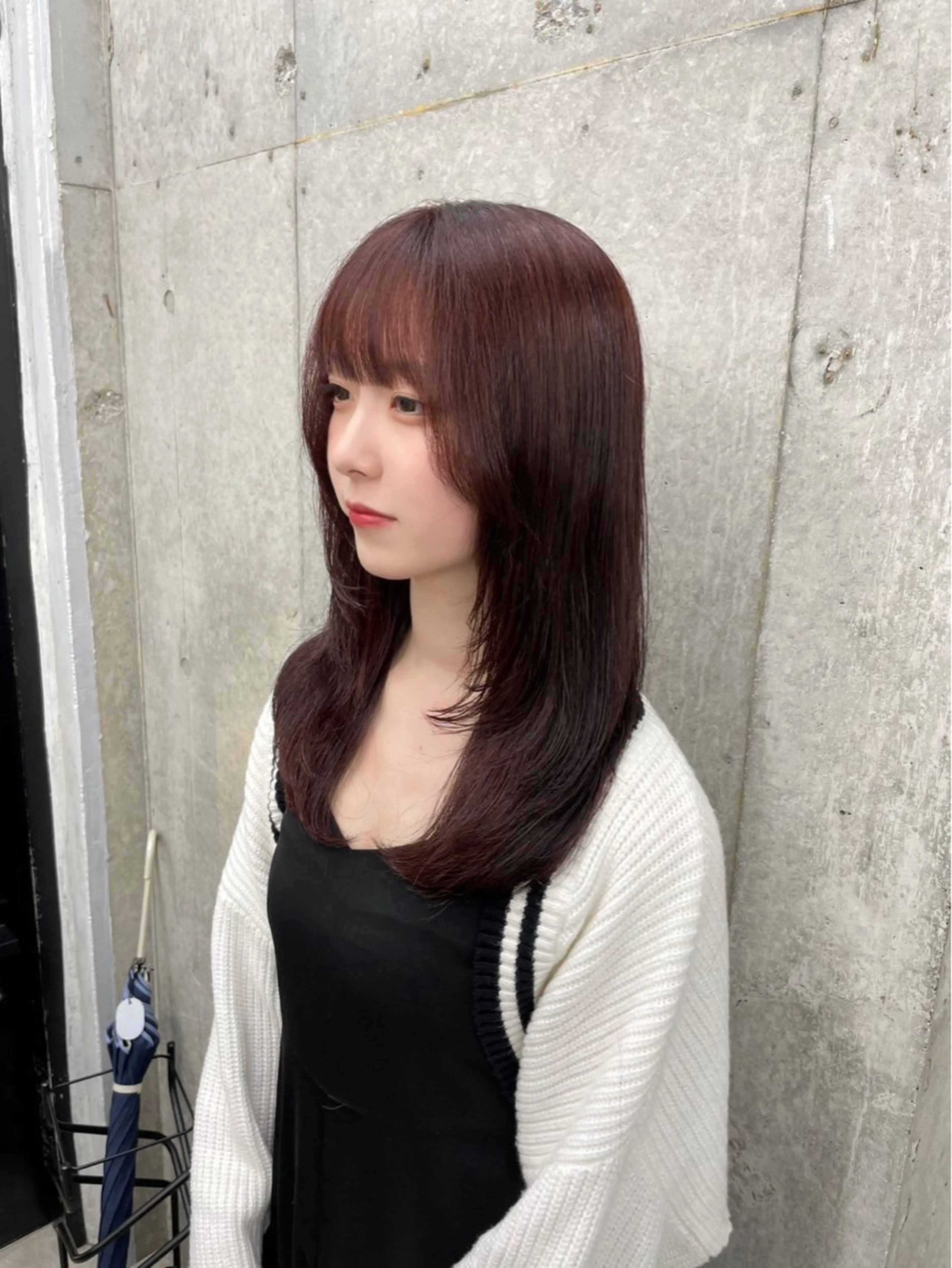 セミロング カラー ブラウンカラー ラベンダーカラー ピンクカラー ピンクブラウン レッドカラー ヘアカラー 角田 萌夏のヘアスタイル