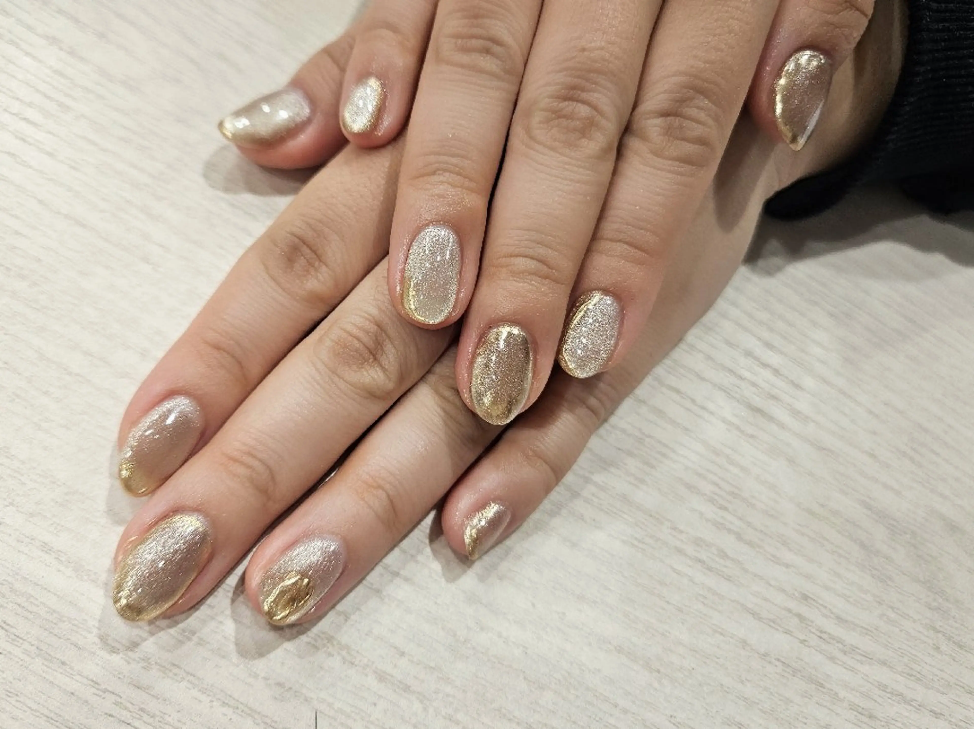 ネイル ハンドネイル 関口 友菜のヘアスタイル