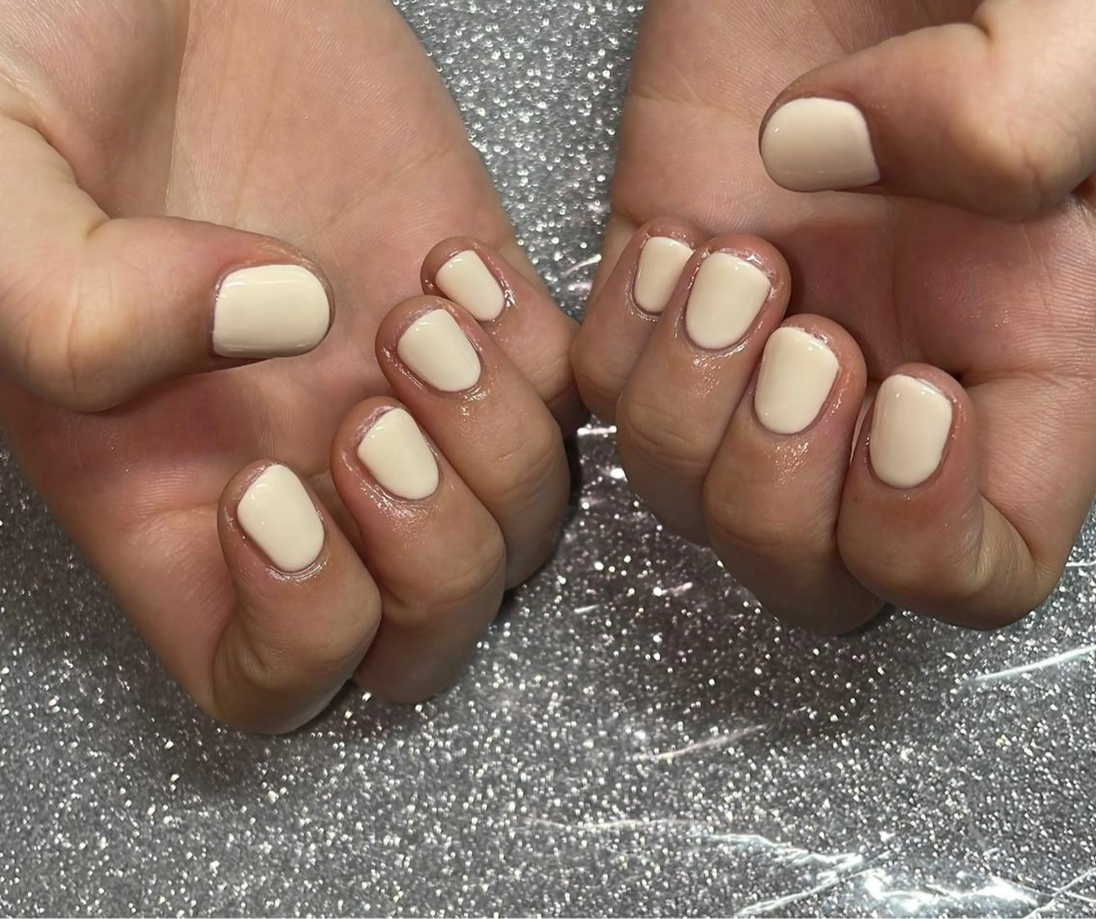 ネイル ハンドネイル VIERU 🌈🎀💖のネイルデザイン