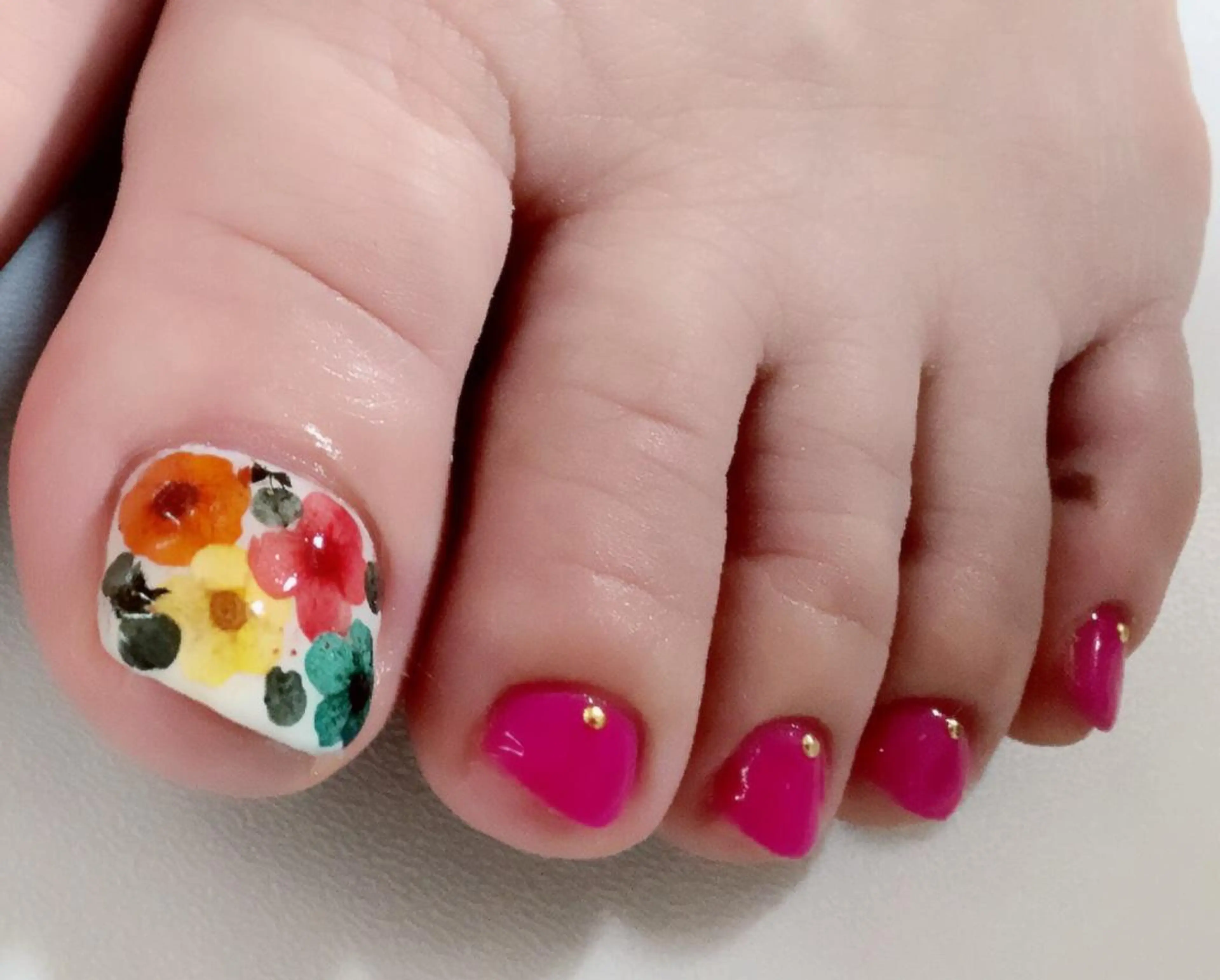 ネイル アートネイル 浮きにくいフィルイン ｜上品シンプルネイルのネイルデザイン