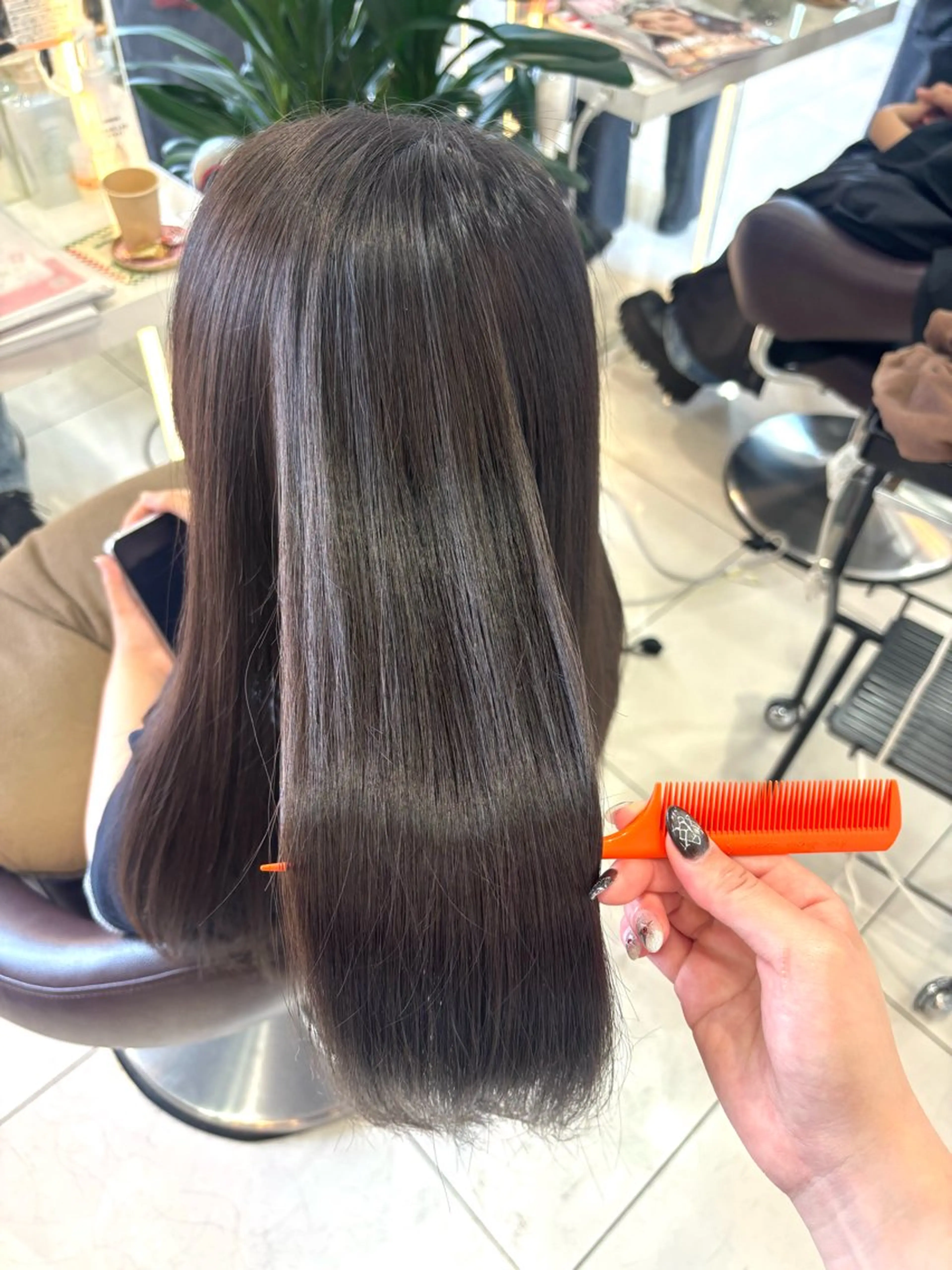 ロング パーマ くせ毛 縮毛矯正 カット 縮毛矯正 カット/暖色カラー/ rikako🌻のヘアスタイル