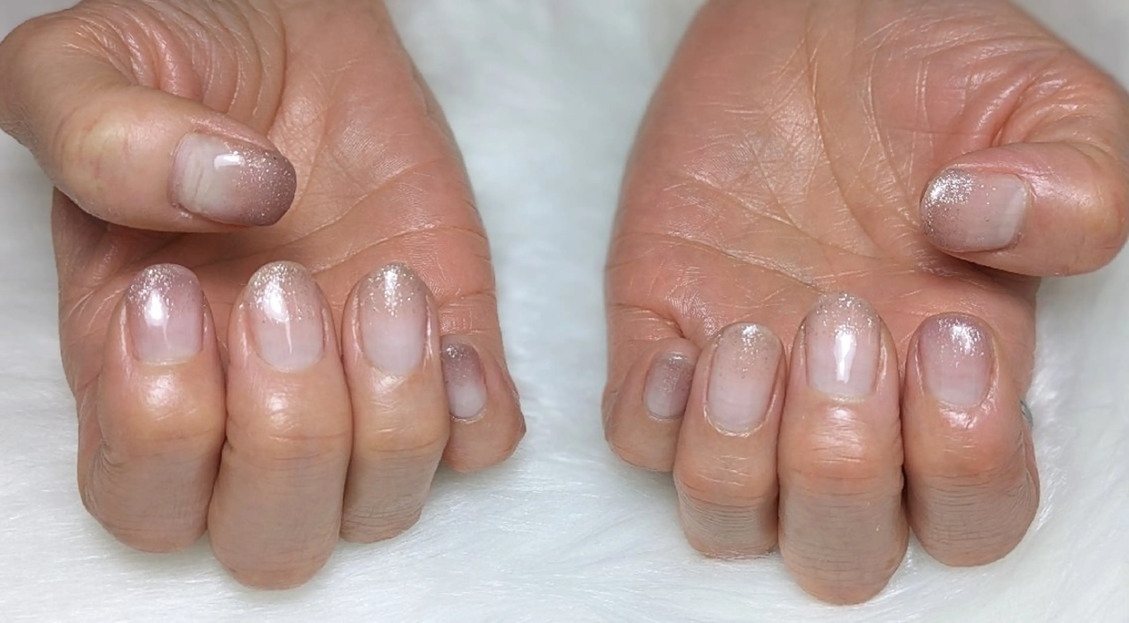 【Jrネイリスト】 オフなし限定 カラーグラデーション×ラメグラデーションの写真