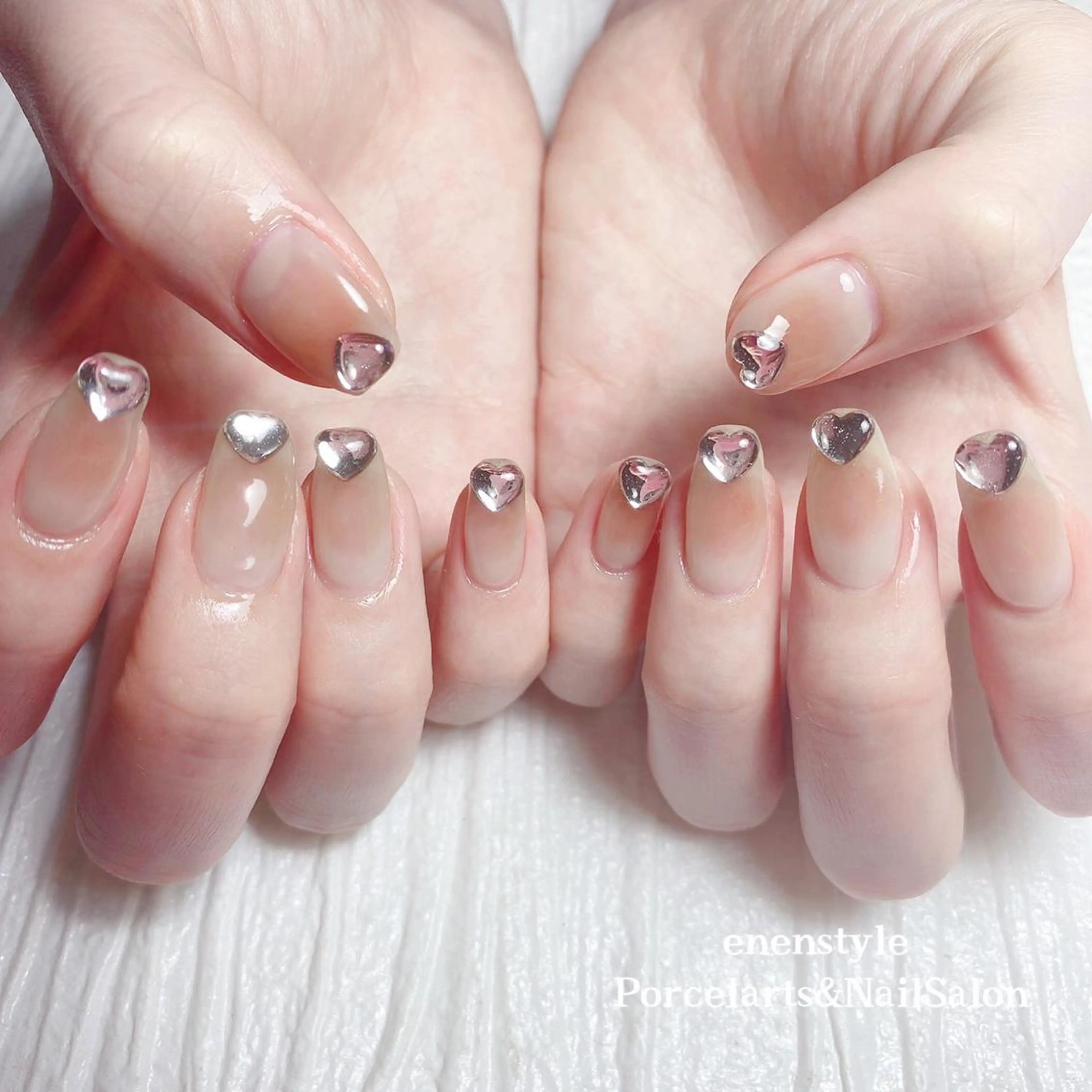 ミディアム ネイル 👑enen style👑のネイルデザイン