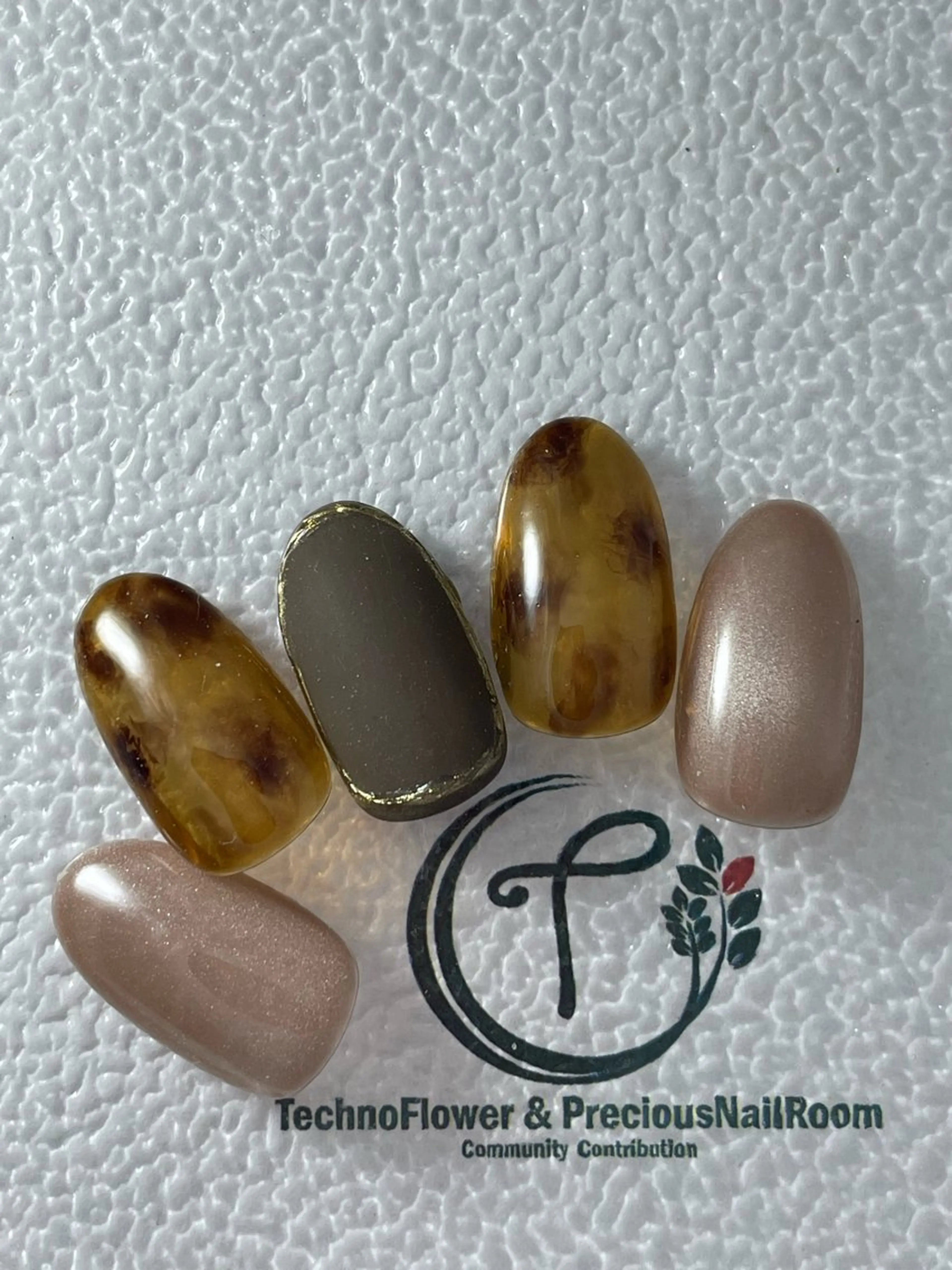 ネイル フラワーネイル precious nail room所属・precious nail  roomのネイルデザイン