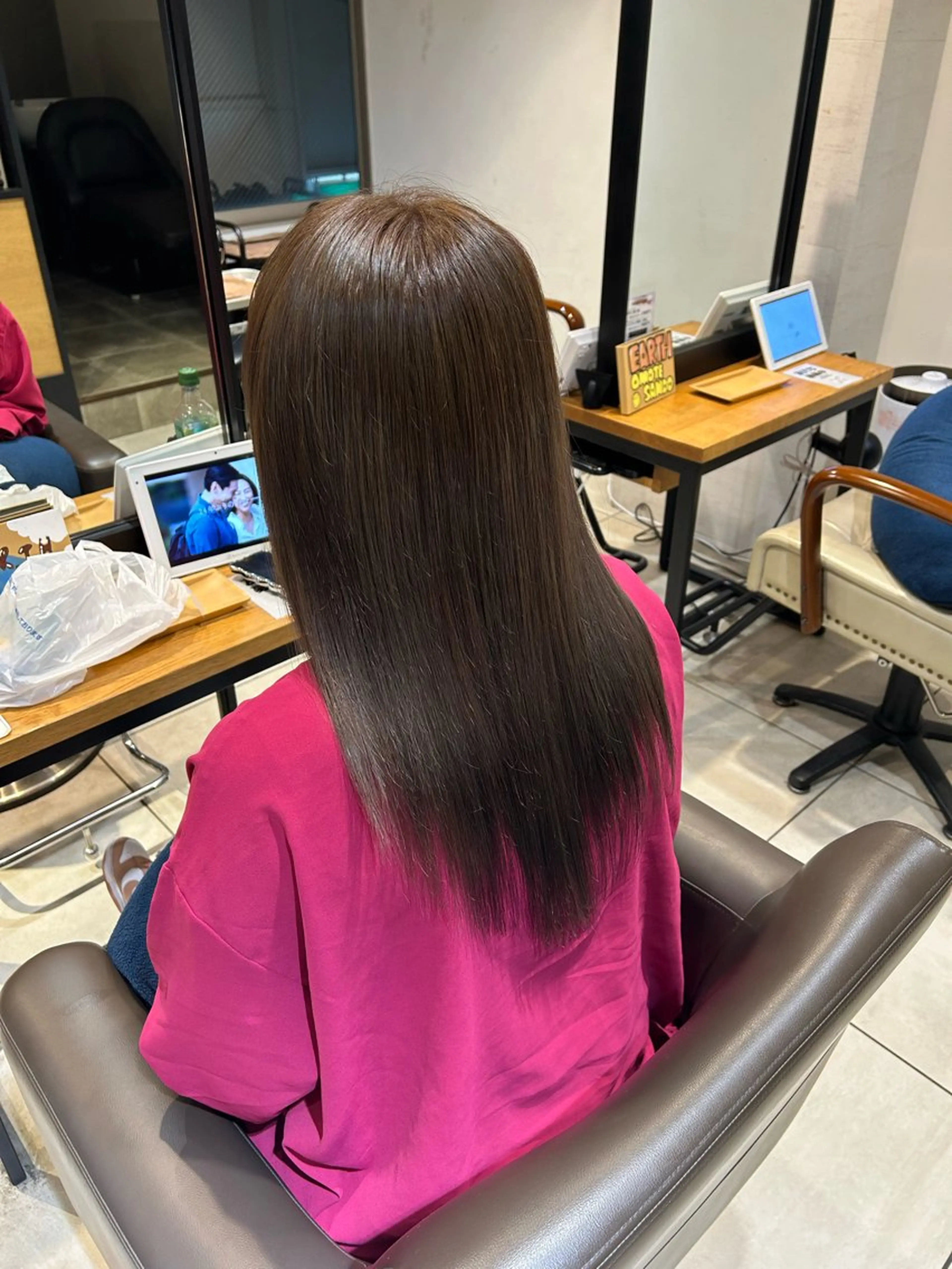 ロング Francesca所属・ナチュラルカラー/ Ⓜ️めぐみのヘアスタイル