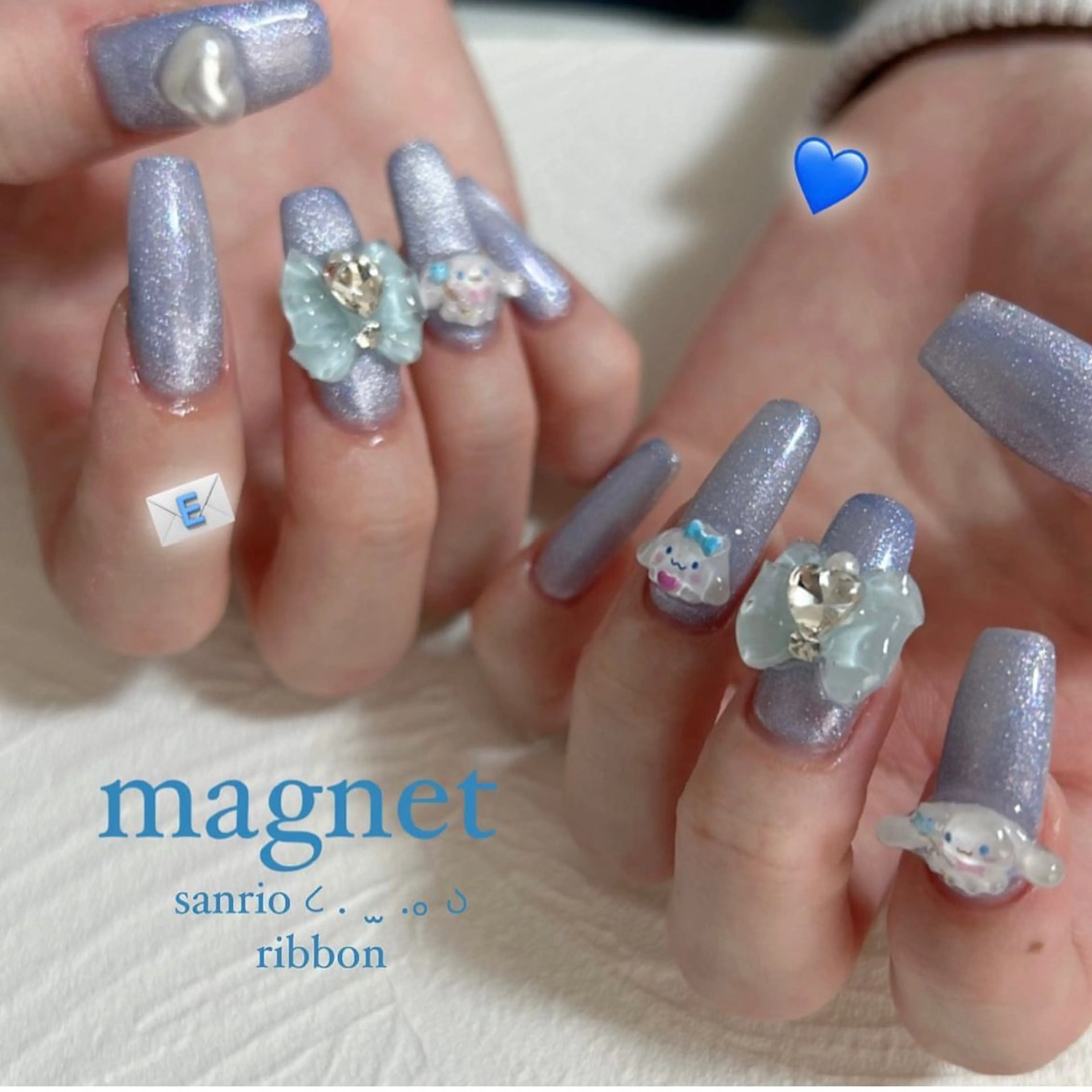 6本アート(オフ込み)の写真