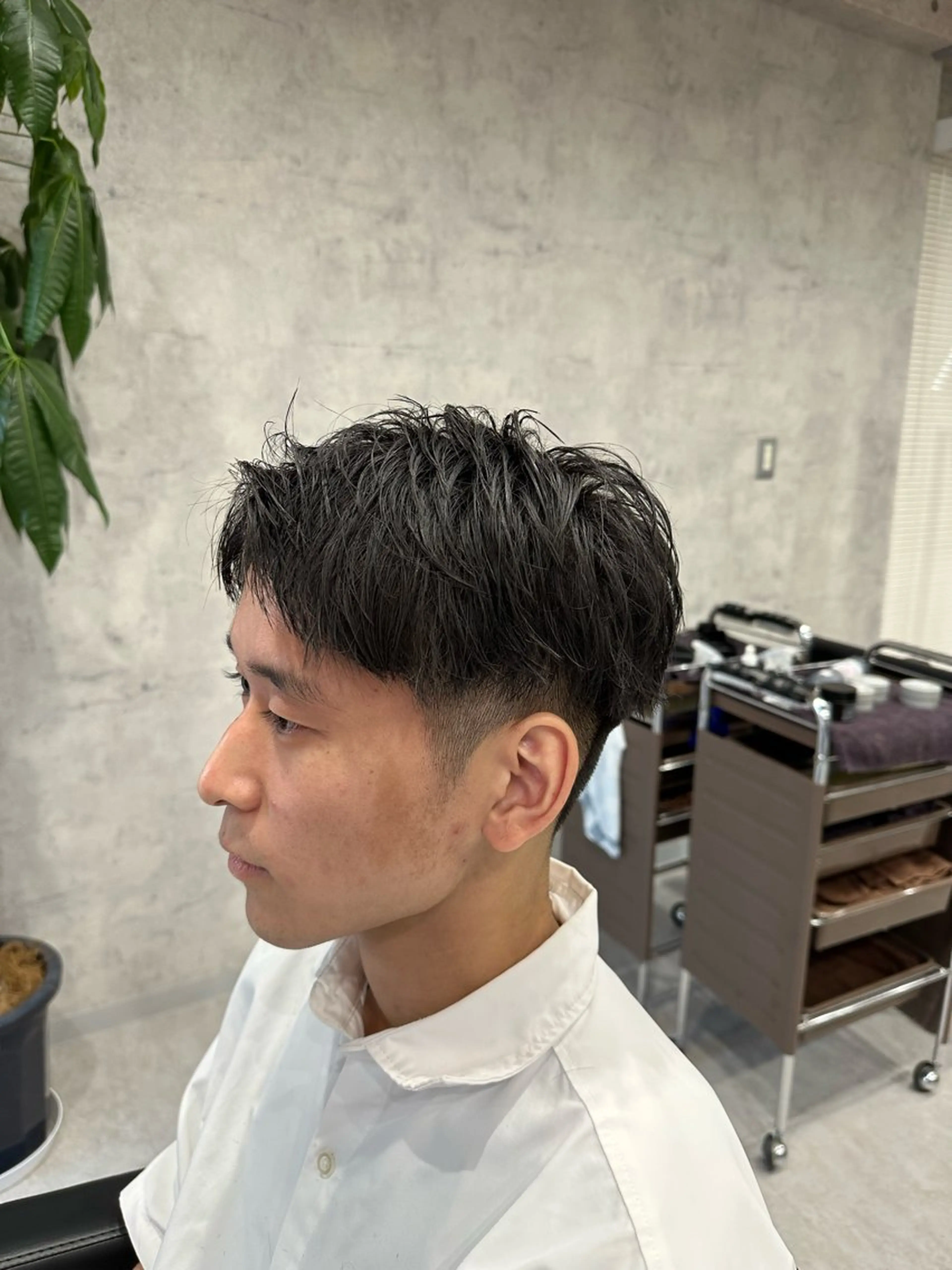 ショート パーマ メンズ アップバング ショートヘア カット ユウ🪄 パーマ指名No1のヘアスタイル