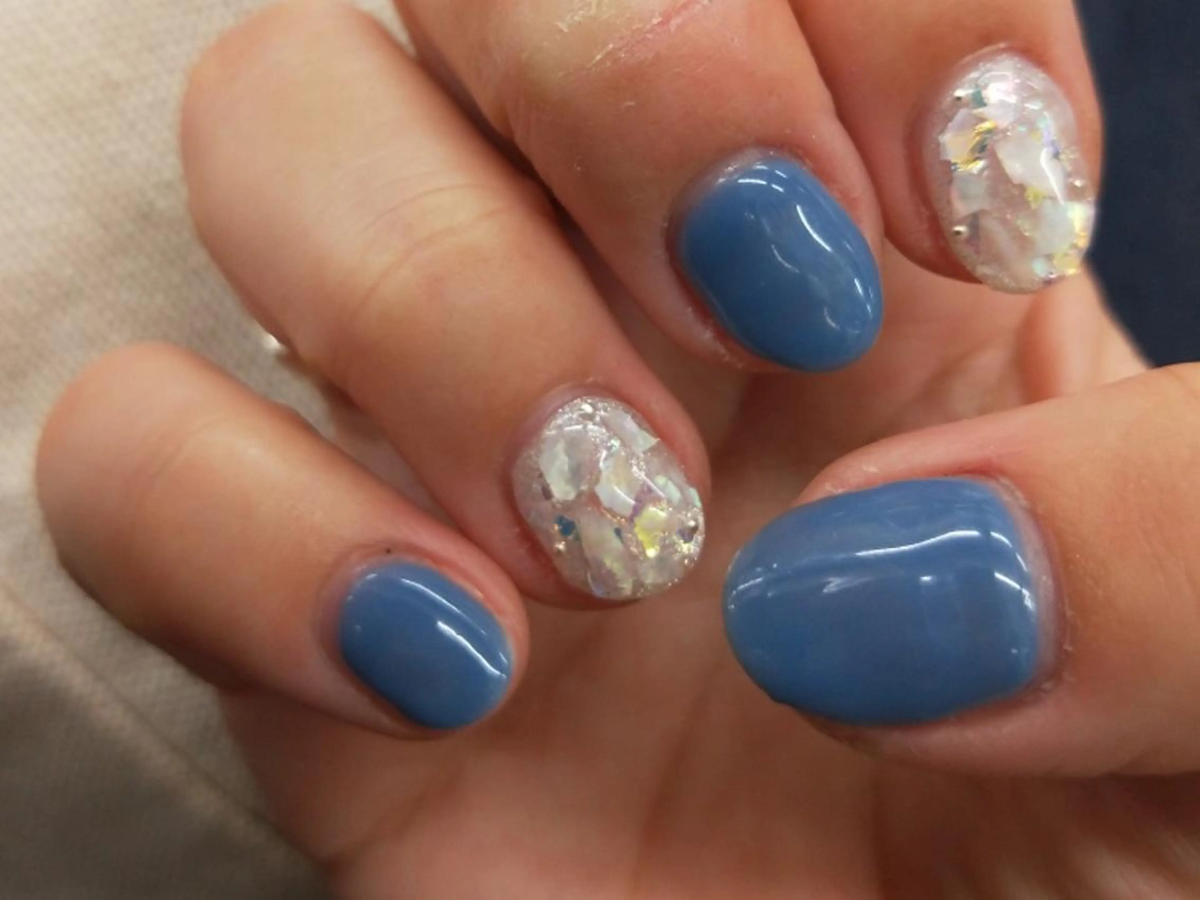 ネイル R'well所属・はばすみれ🎀ﾈｲﾙ 光ﾌｪｲｼｬﾙ ﾍｱのネイルデザイン