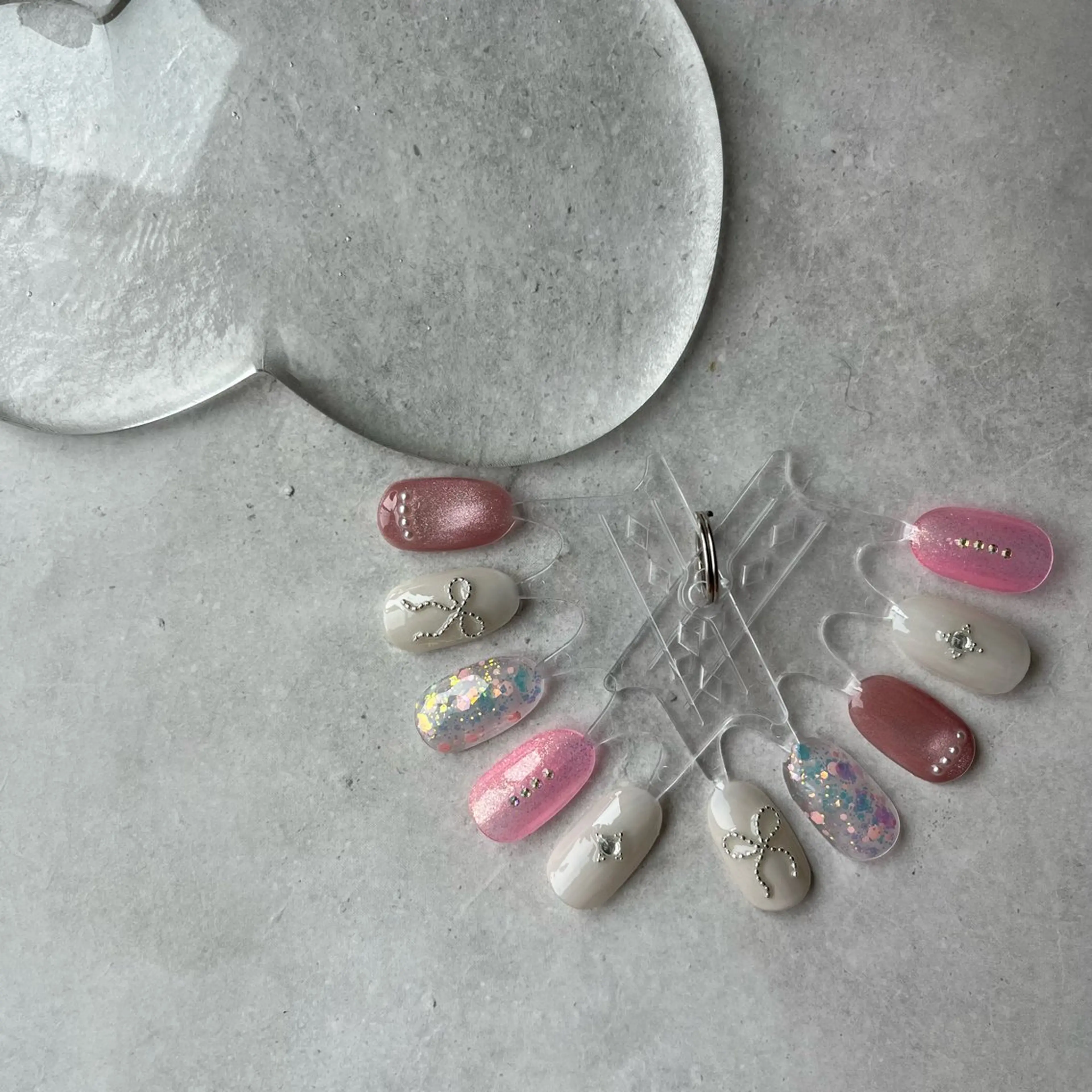 ネイル キラキラネイル ピンク K Aのネイルデザイン