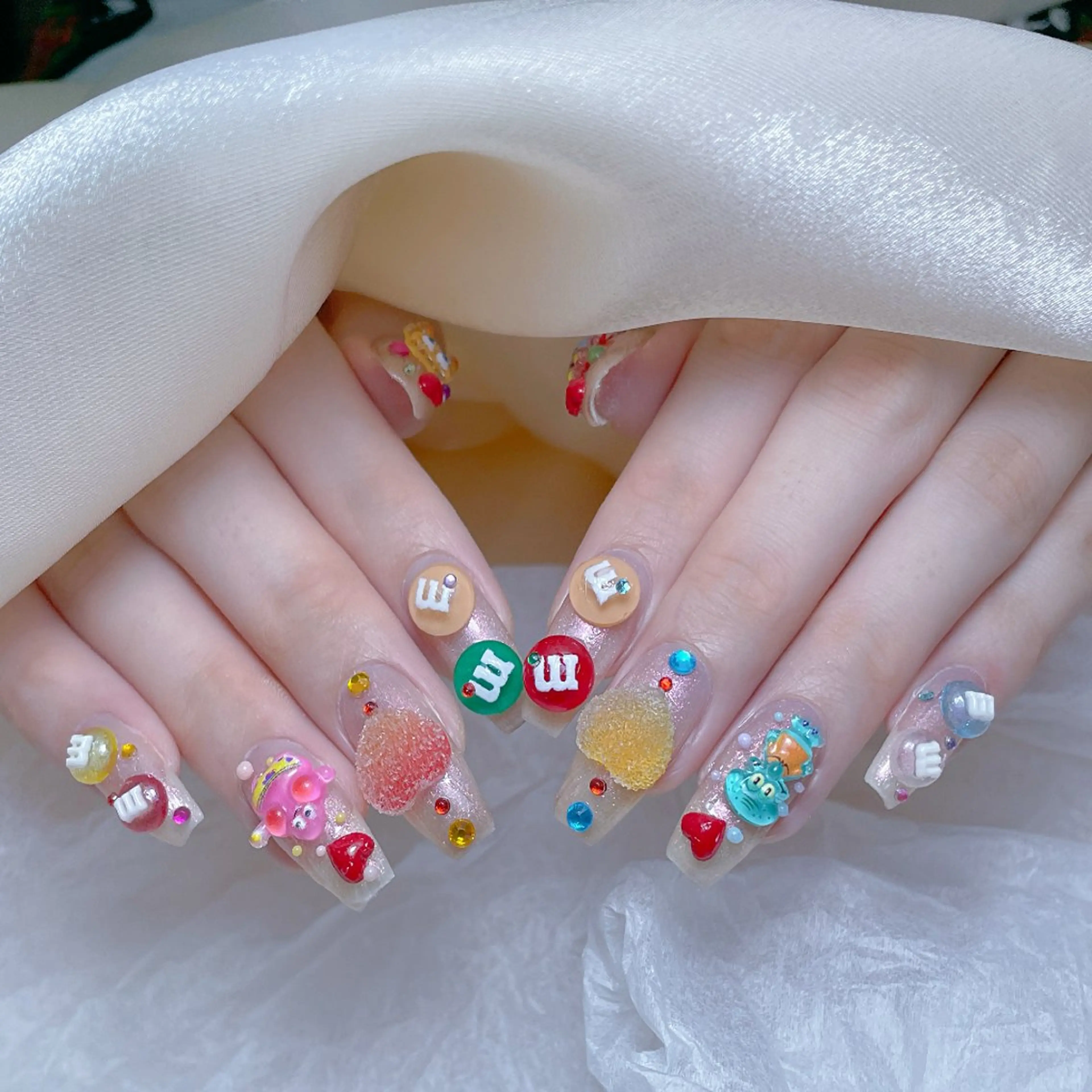 ネイル オーロラネイル キラキラネイル 大理石ネイル(マーブル) スカルプネイル 春ネイル NailPrincess所属・princess スカルプ専門店のネイルデザイン