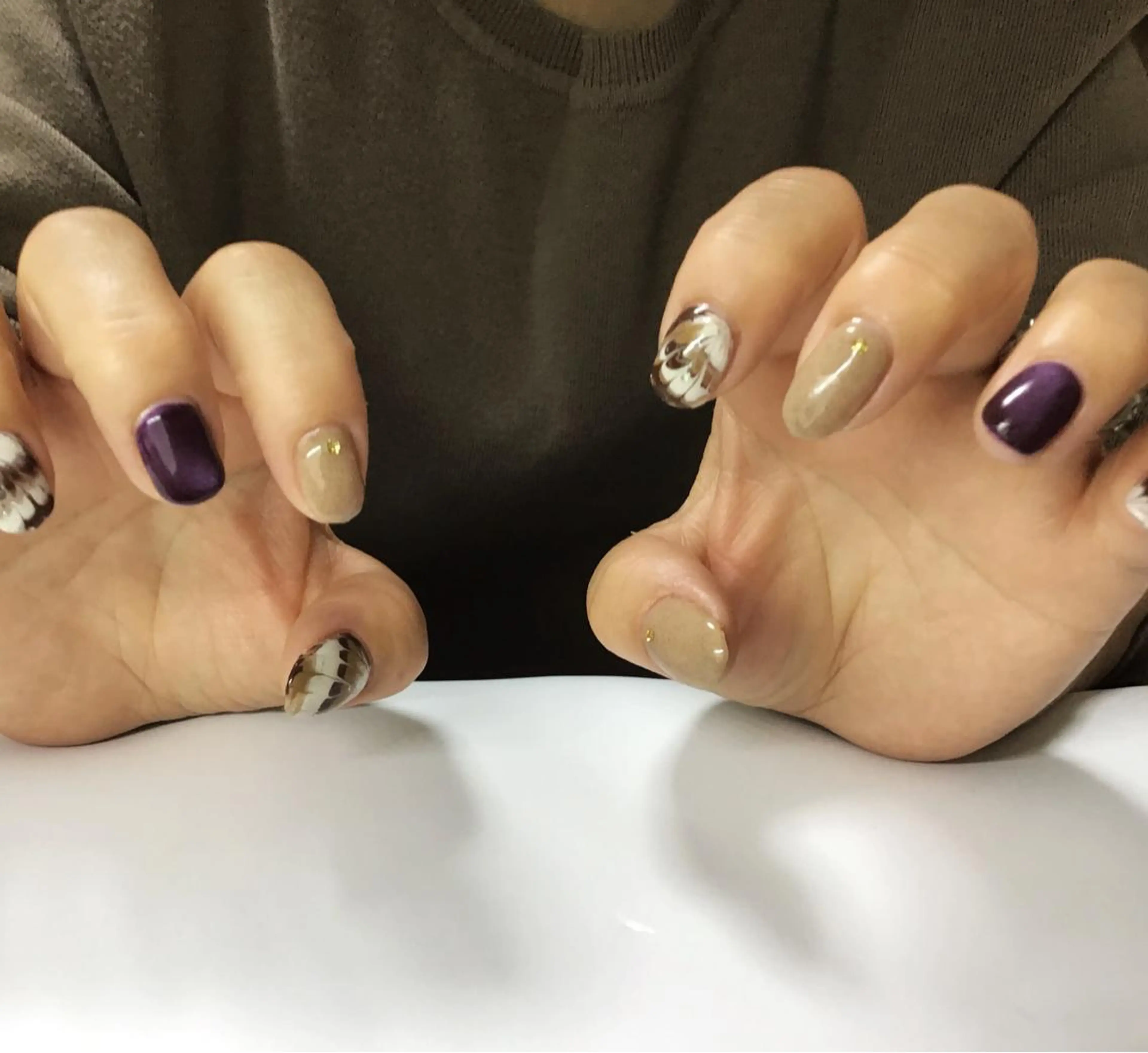 ネイル マグネットネイル ピーコックネイル gui amichantoco所属・gui amichanのネイルデザイン