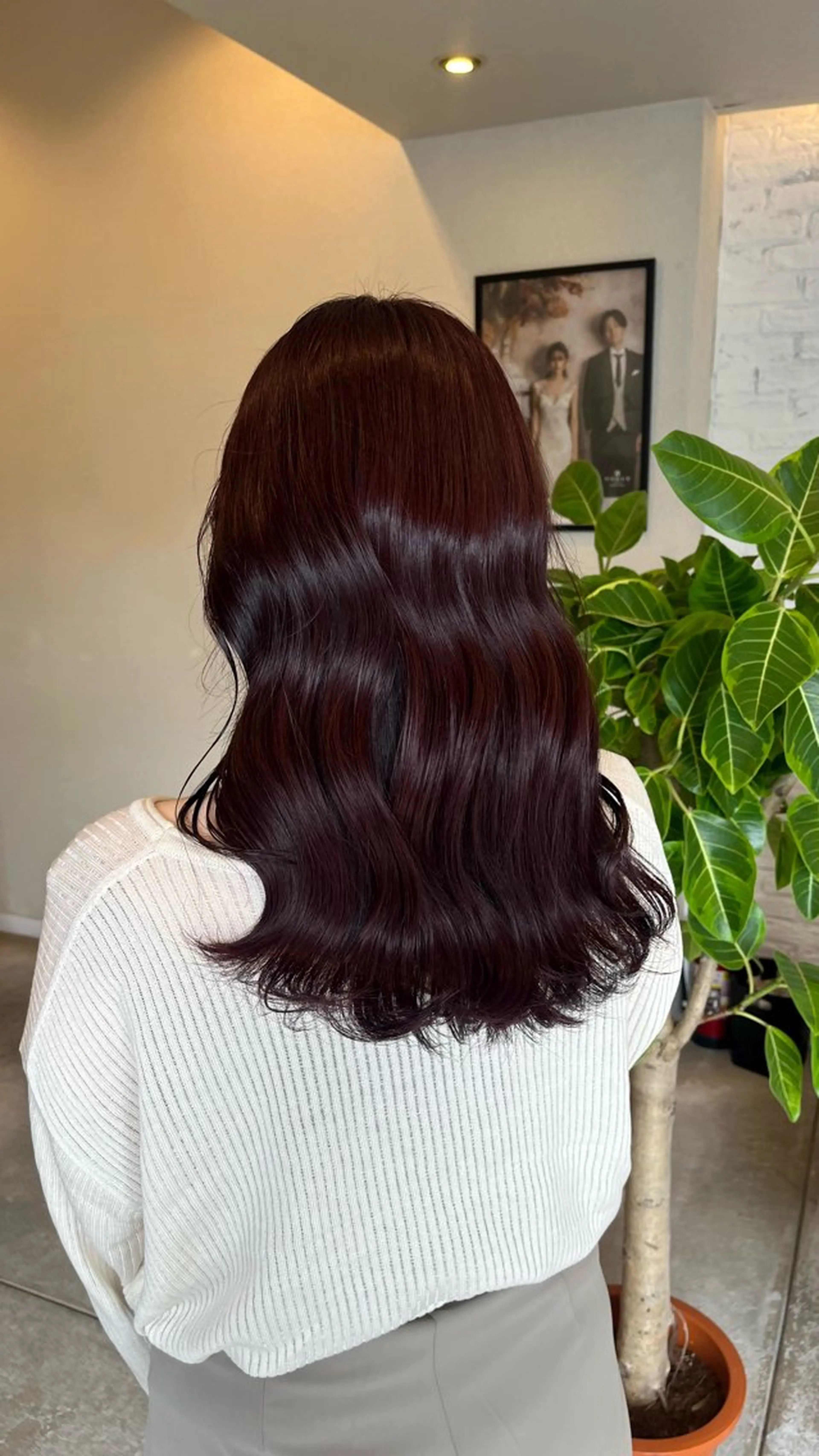 カラー 服部 沙弥佳のヘアスタイル