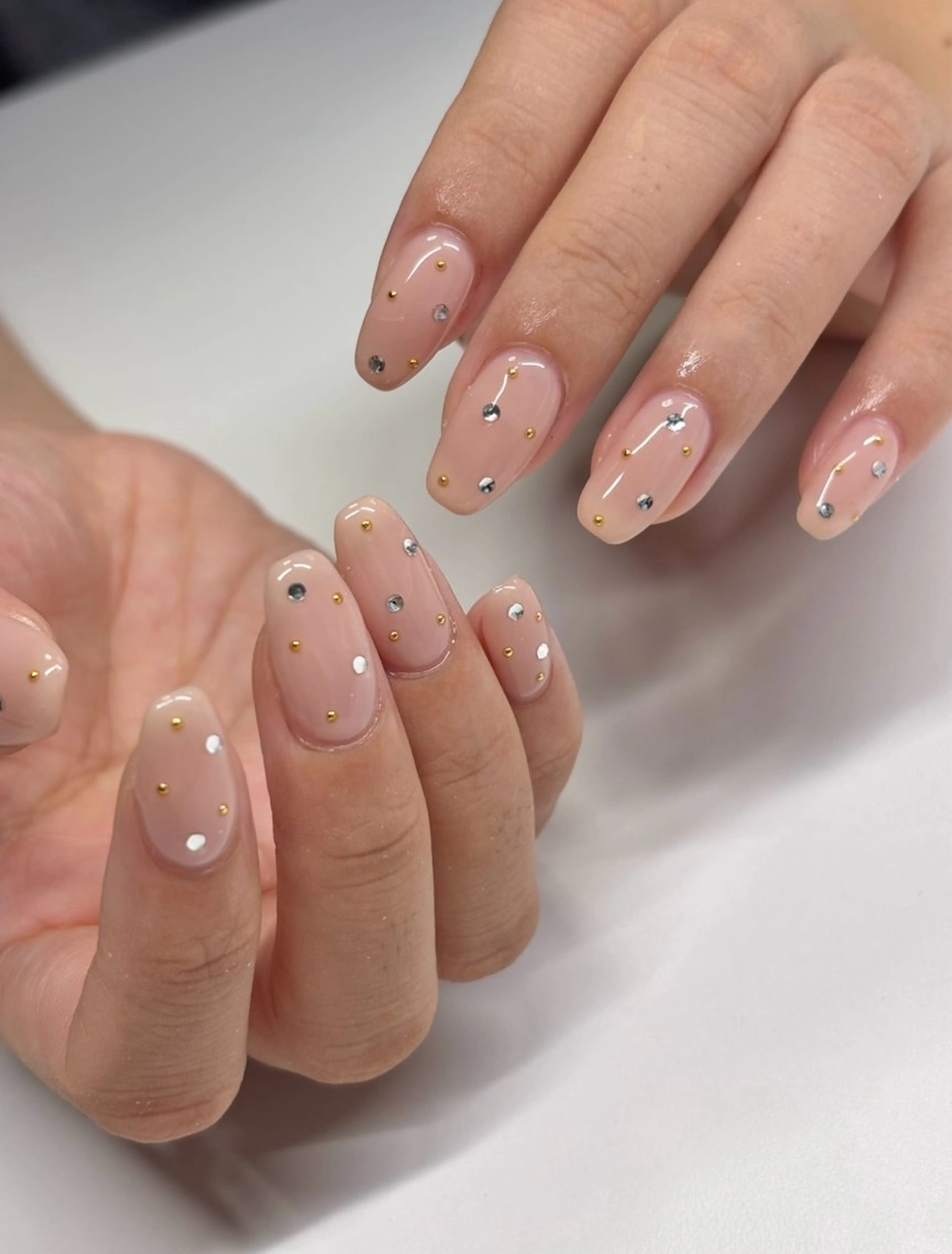 ネイル キラキラネイル オフィスネイル ピンク シンプルネイル ハンドネイル iconail 下北沢 NONのネイルデザイン