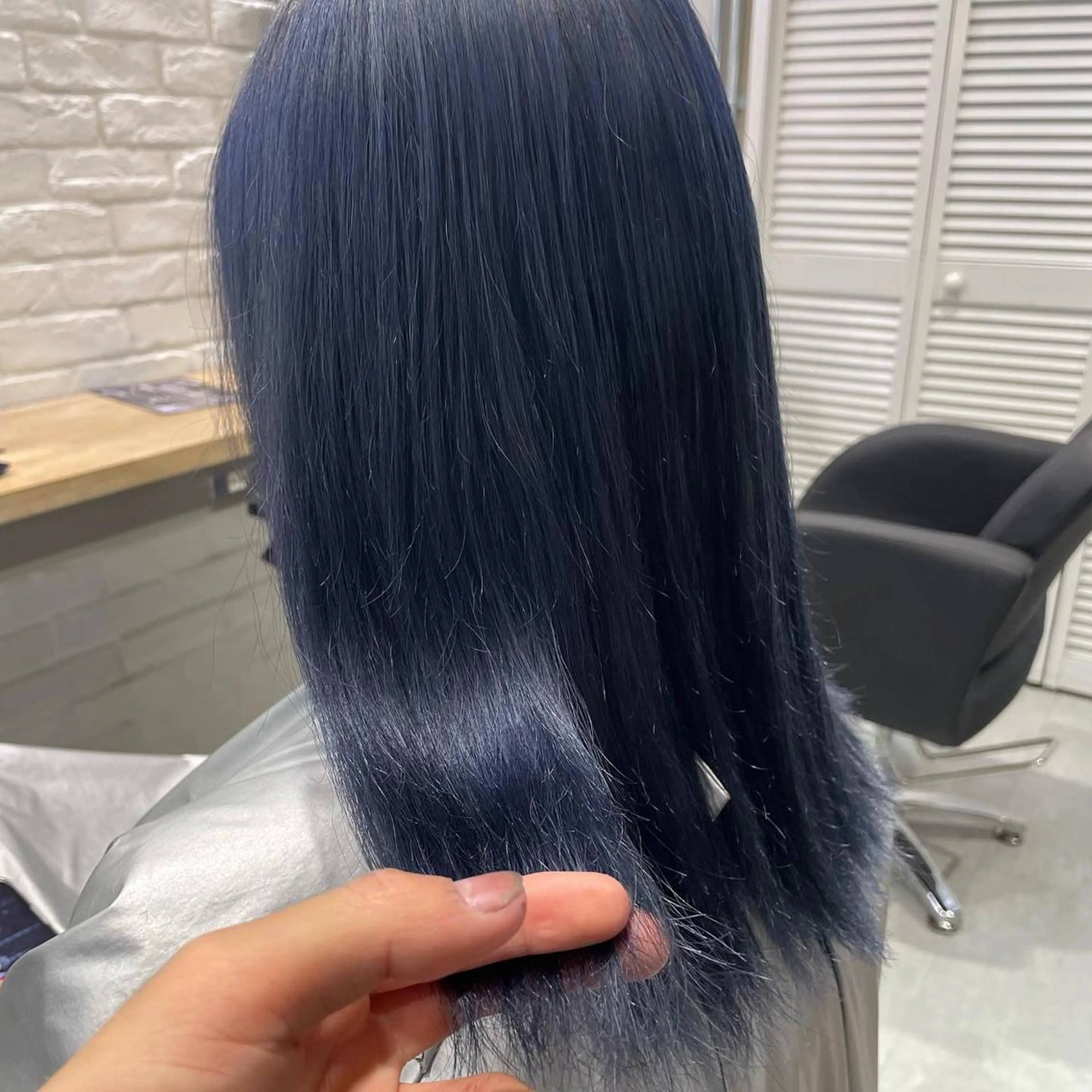 ミディアム 切りっぱなしボブ ショートボブ ミディアムパーマ ミストバング ボブ C’LD hair  produce /シールドヘア所属・モテ髪/ボブ/ショー ト/アダチフウトのヘアスタイル