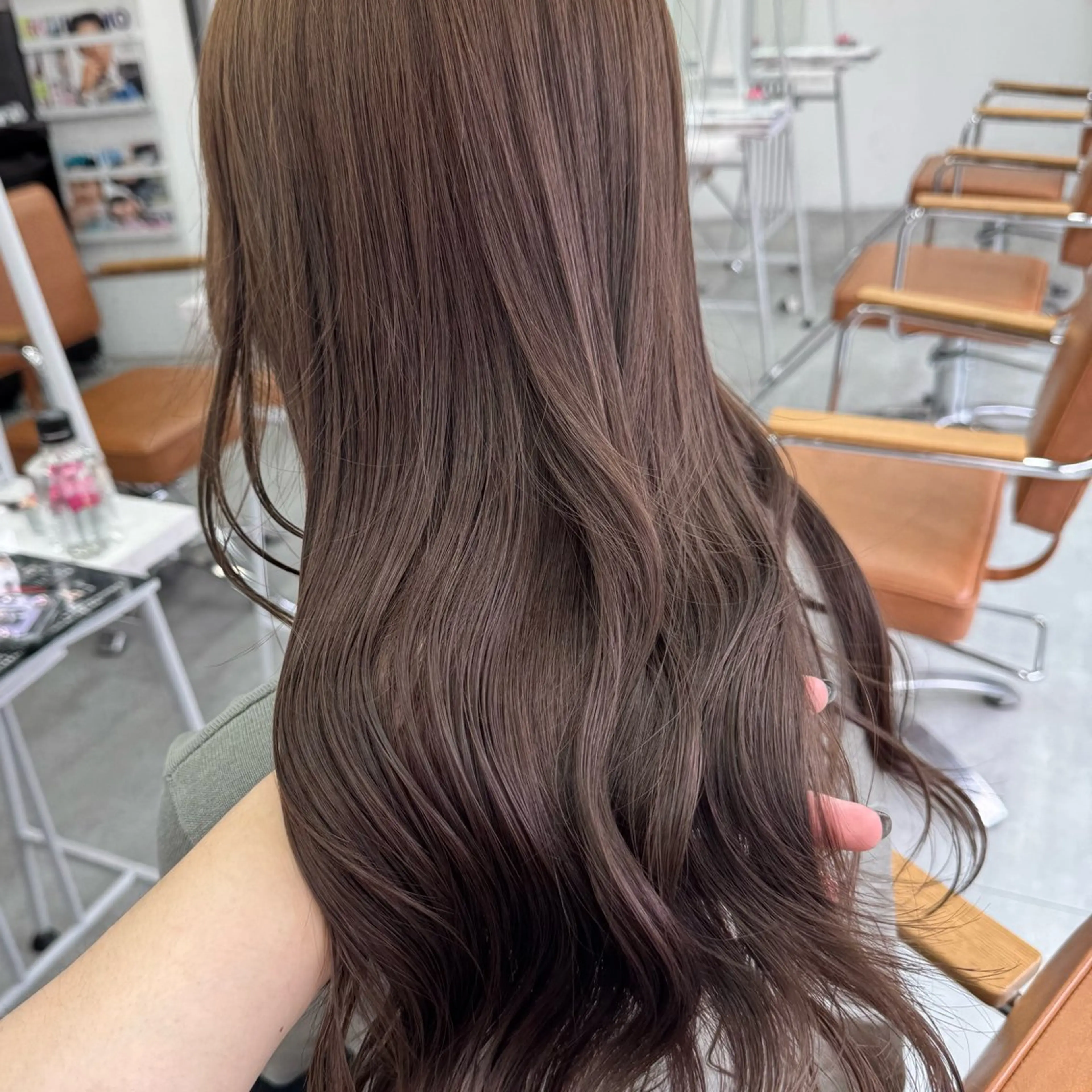 ロング カラー ヘアアレンジ ヘアカラー トリートメント ブリーチなしカラー /ベージュ/安形翔のヘアスタイル