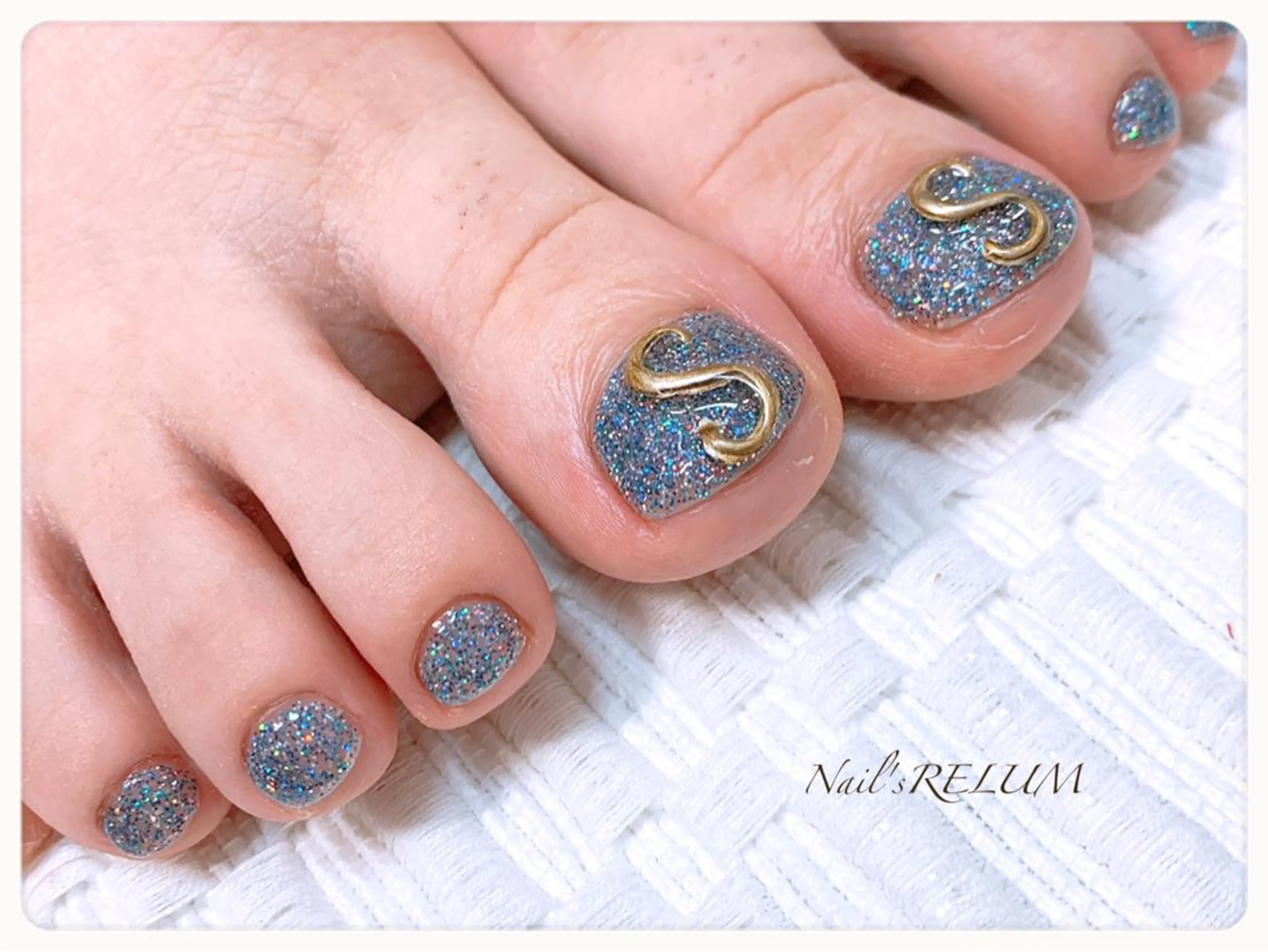 ネイル 持ち込み ハンドネイル THECOLORS所属・近貞 莉奈のネイルデザイン