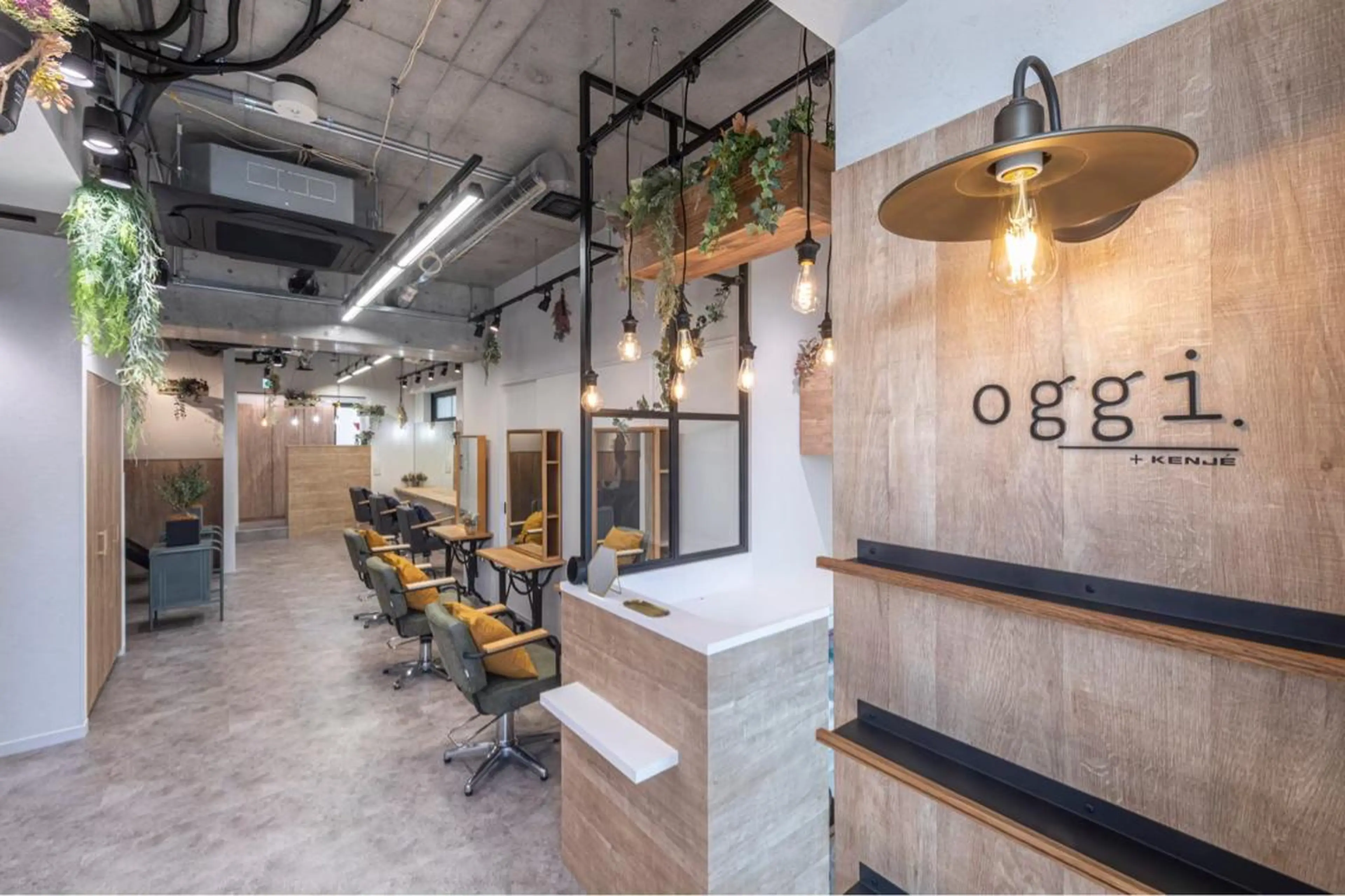 前髪カットの写真