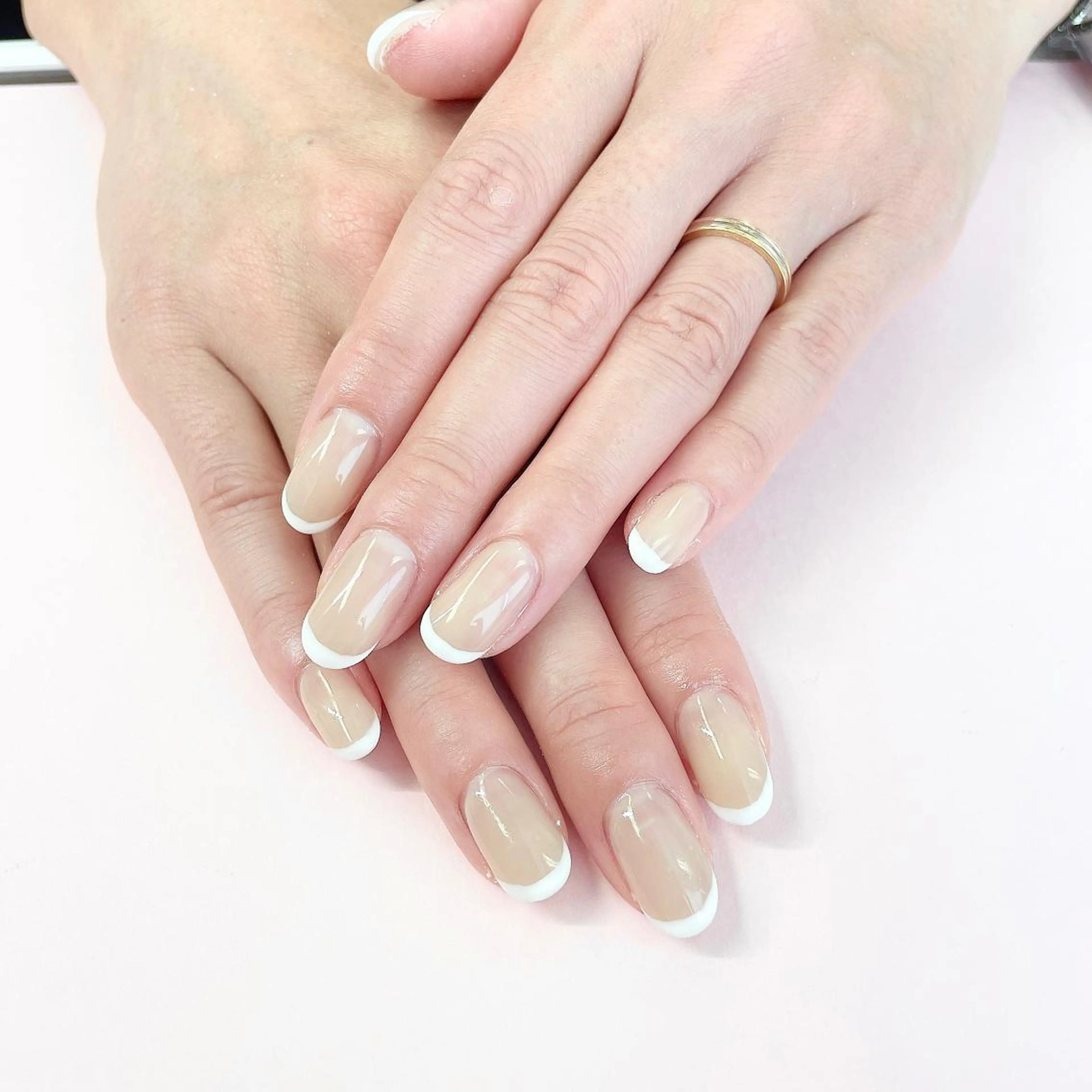 ネイル フレンチネイル ハンドネイル 大阪福島 韓国まつげ Sayaka🤍🐩のマツエク・マツパデザイン