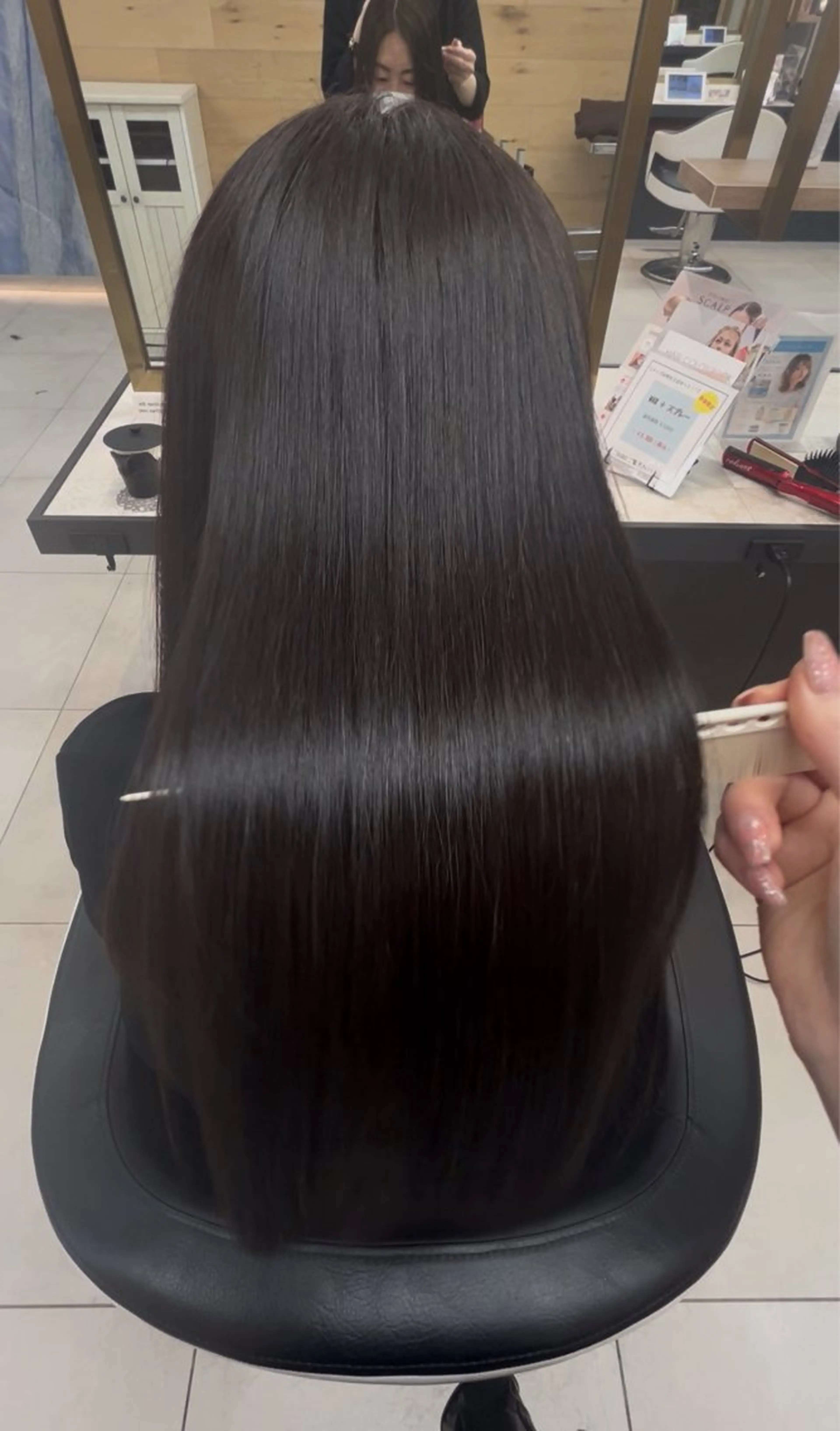 12月限定！プレミアムストレート＋メンテナンスカット(トリートメント込)バッサリカットする場合は別途料金2,200円の写真